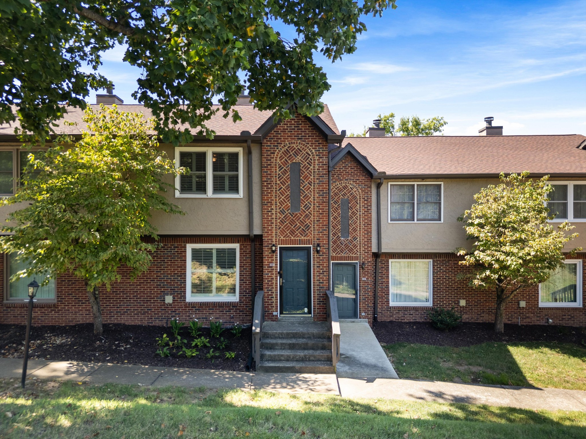 119 Highland Villa Dr