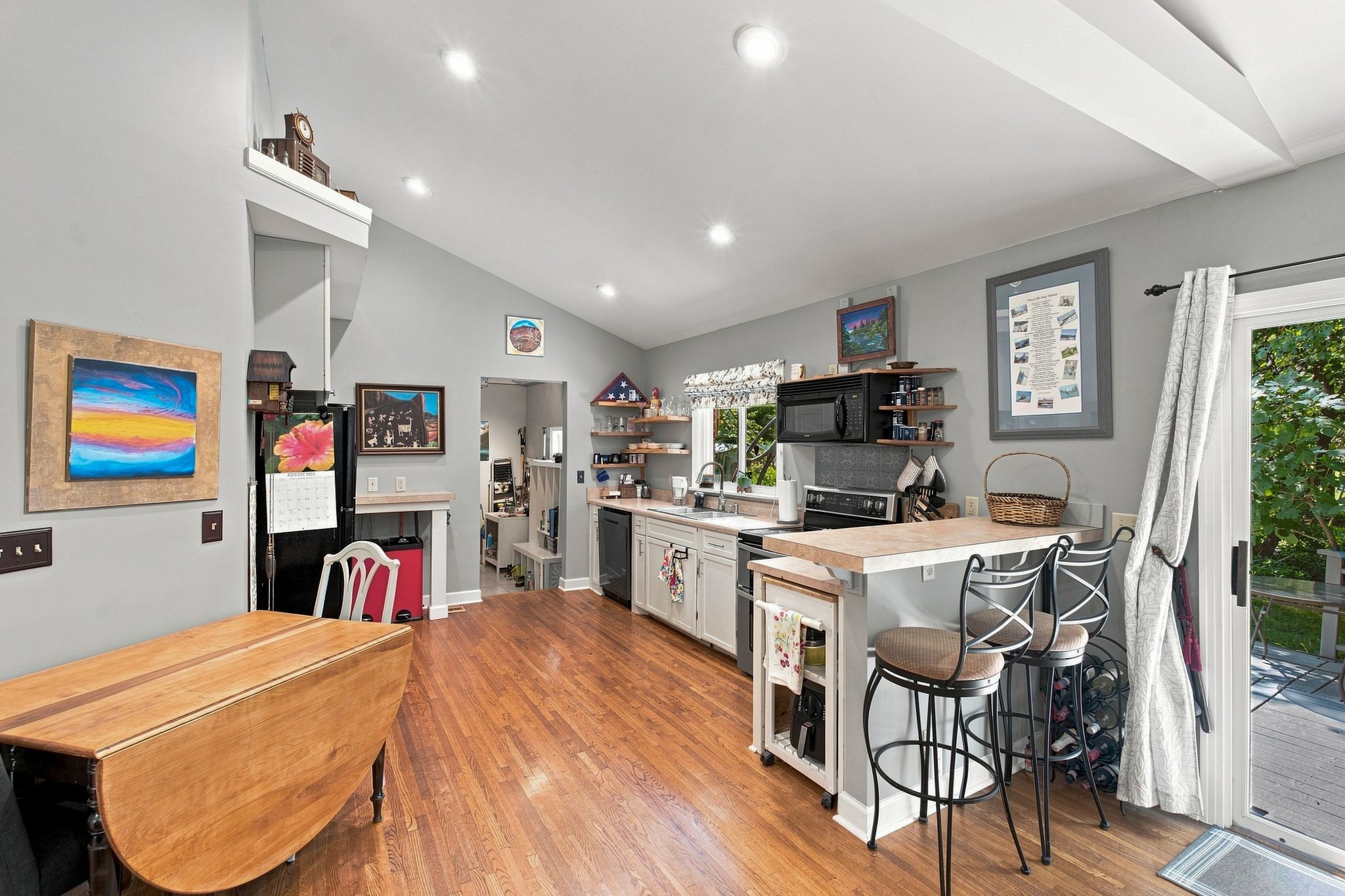 463 Oakley Dr