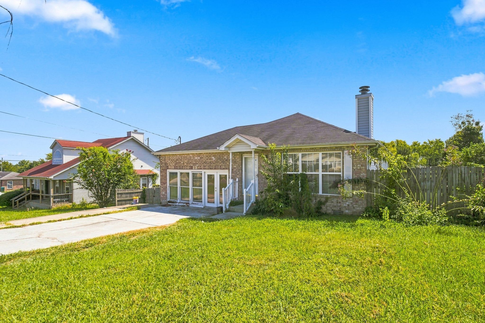 511 Holland Ridge Dr