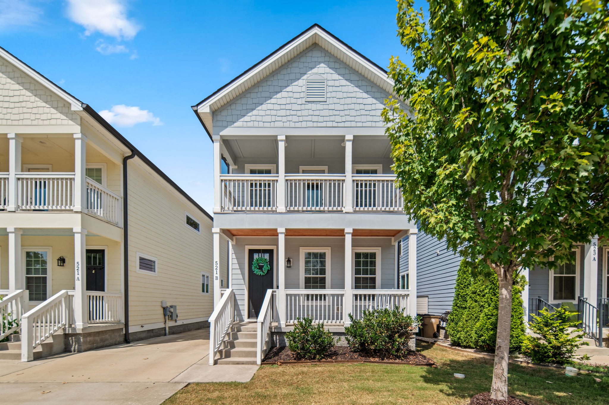 521B Basswood Ave
