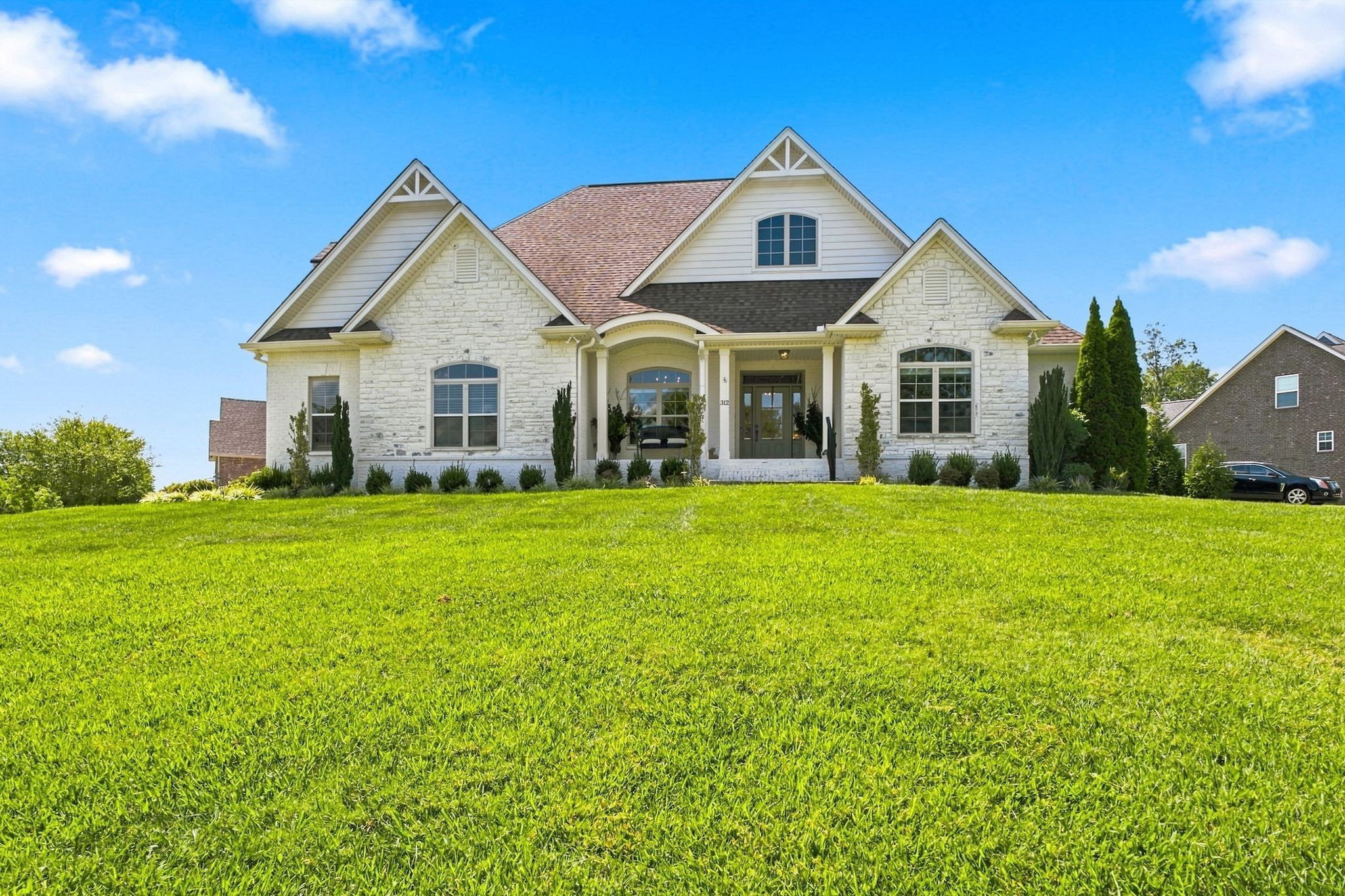 312 Cayce Dr