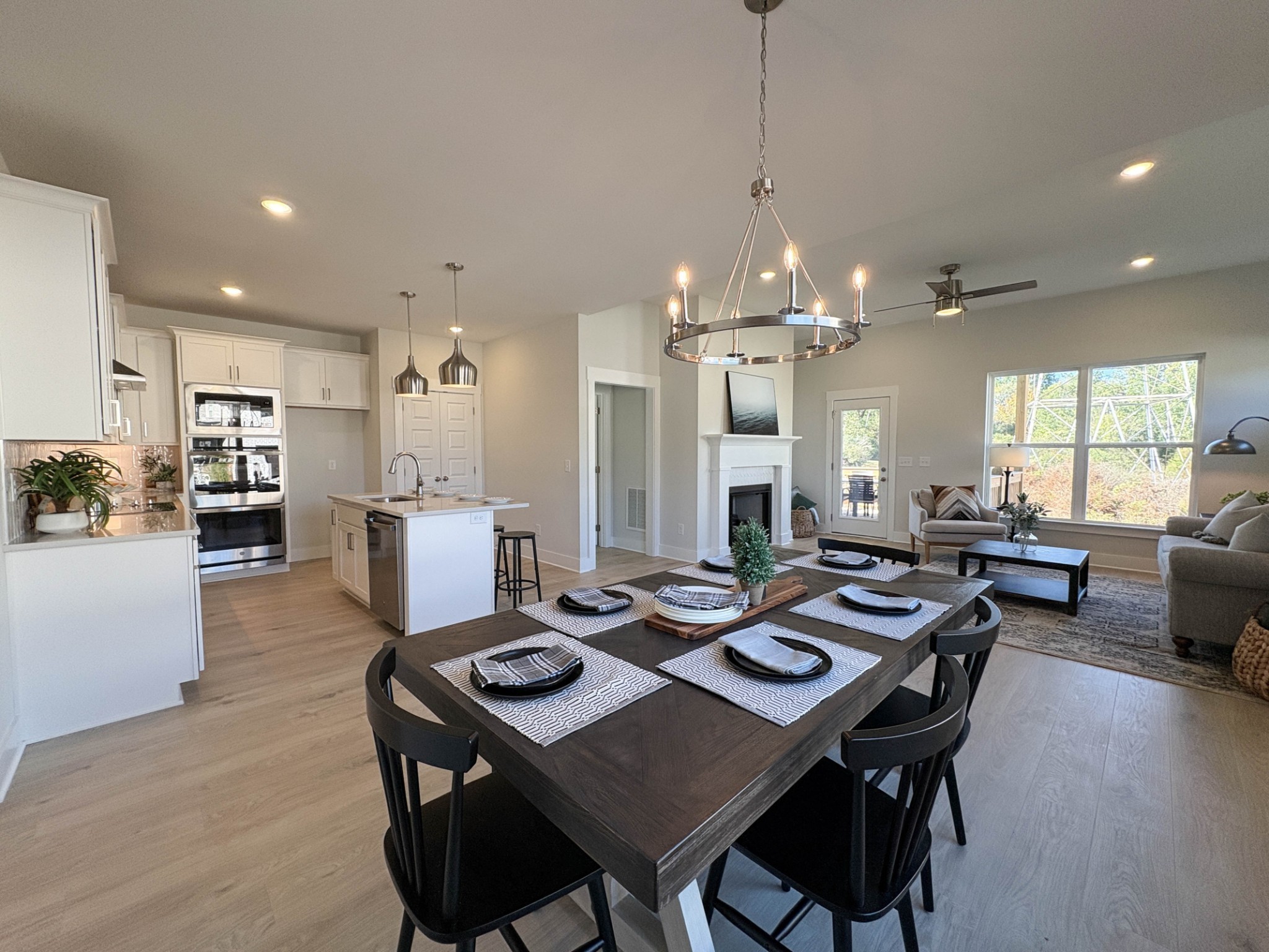 223 Settlers Way