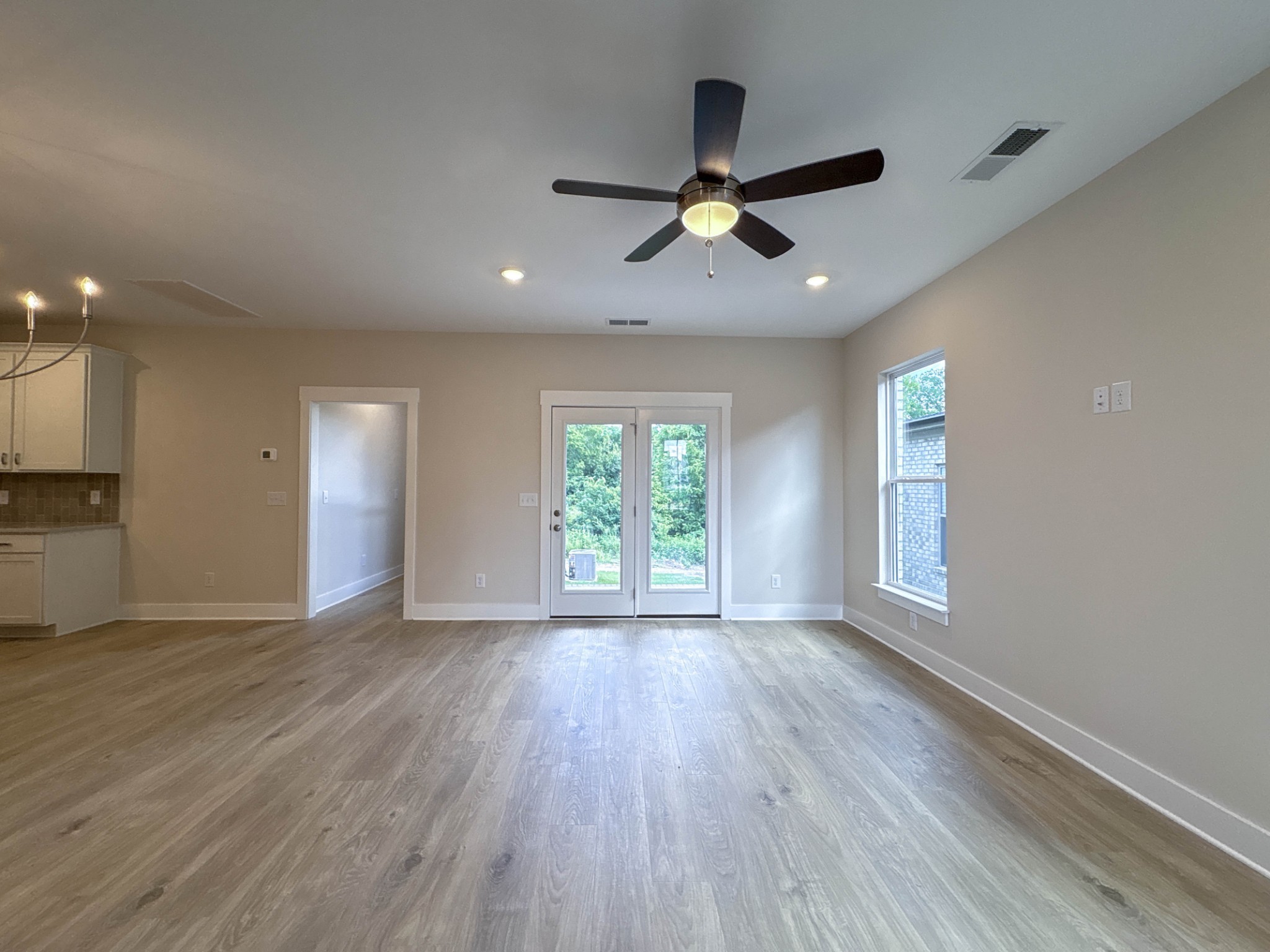 2015 Horseshoe Cir