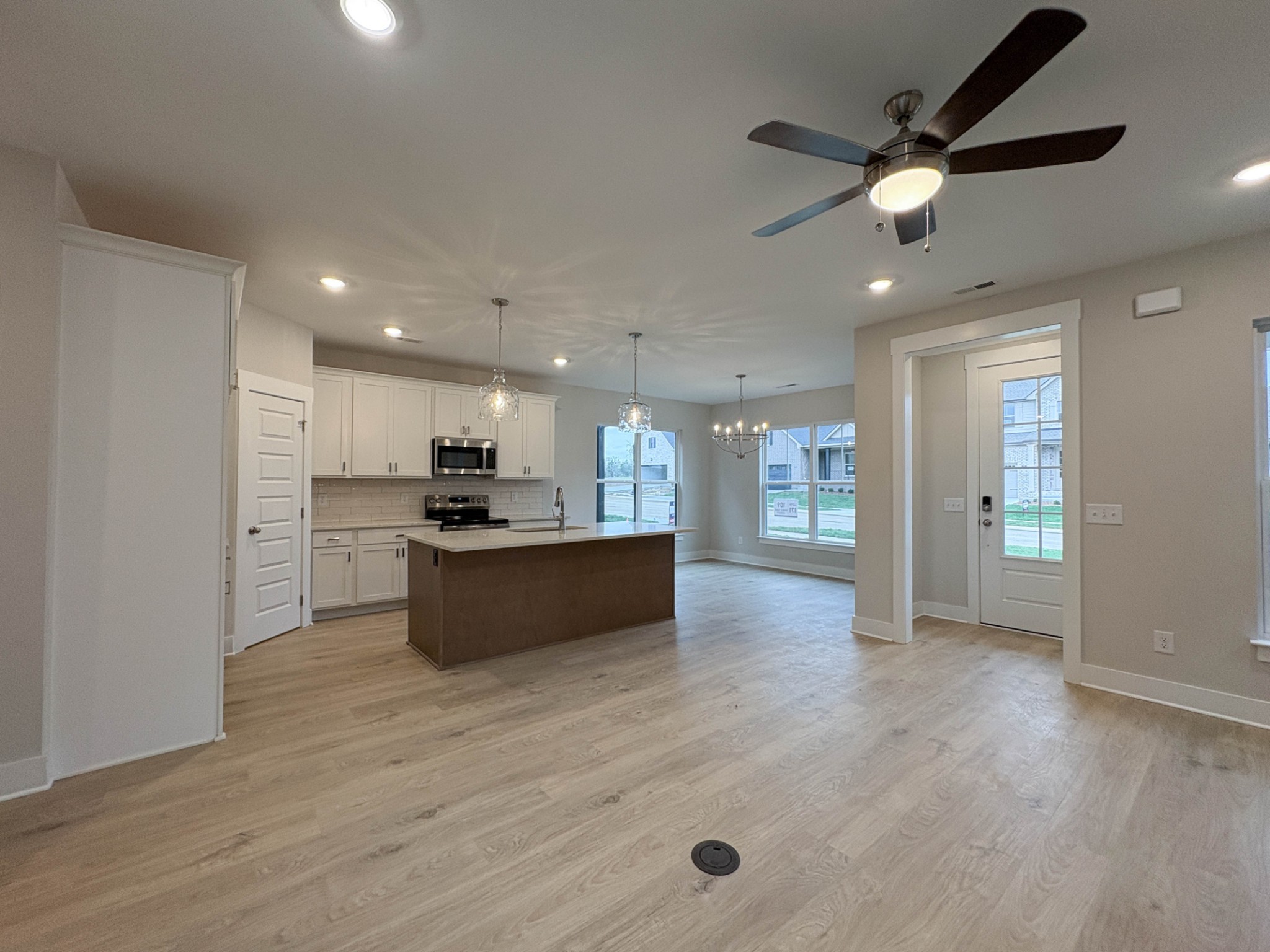 109 Sable East St