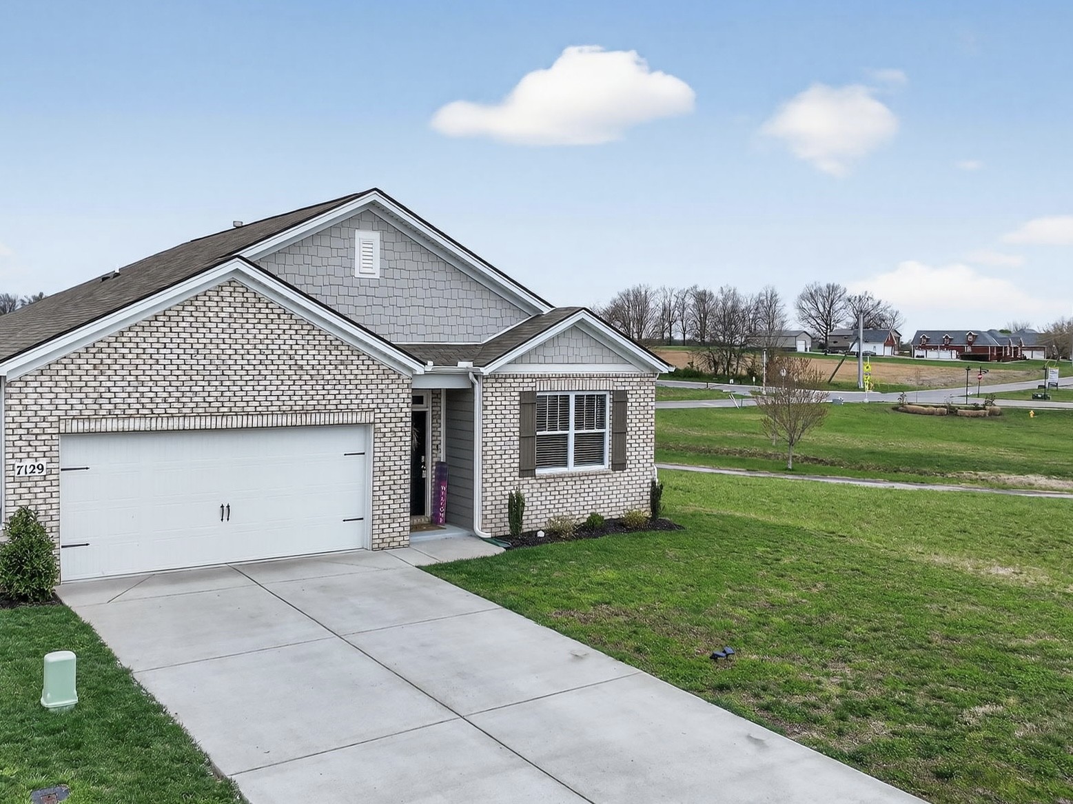 7129 Sunny Parks Dr