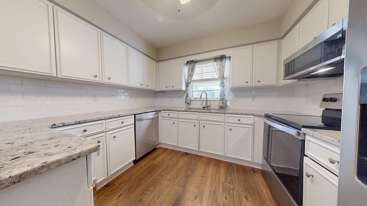 2148 River Chase Dr