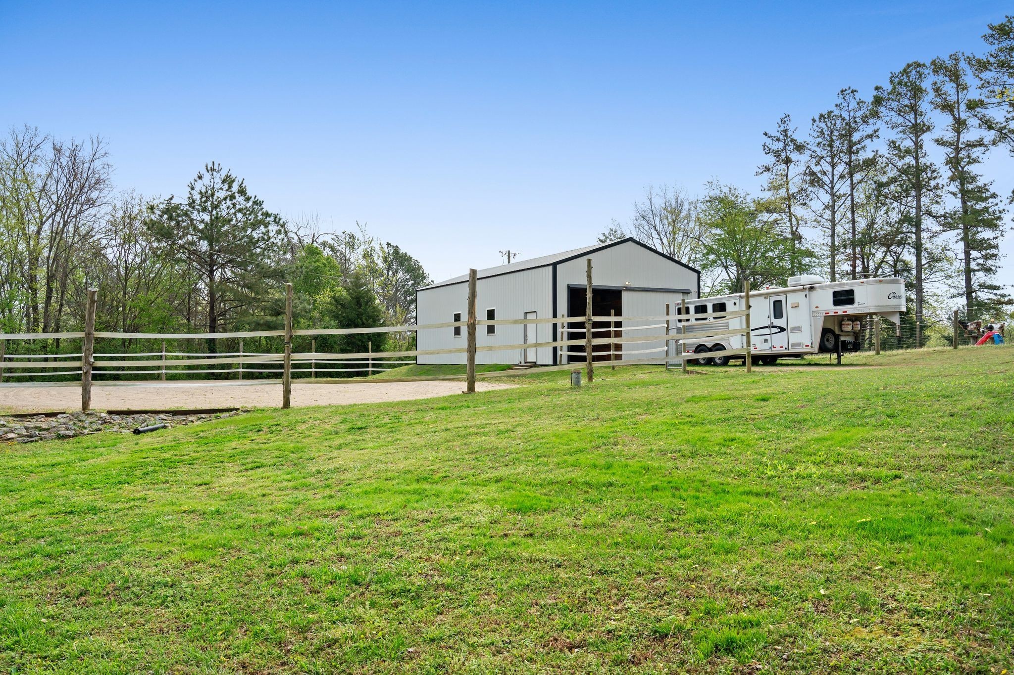 7687 Pewitt Rd