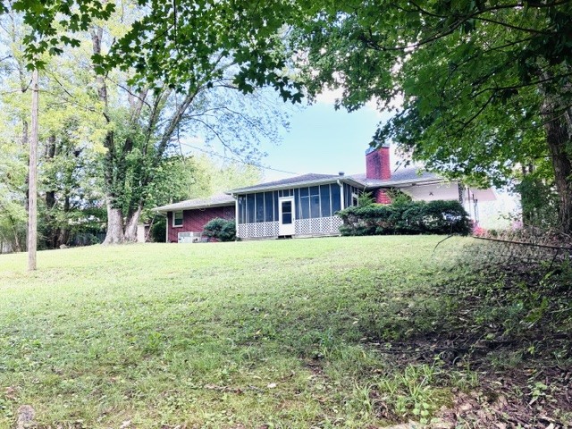 141 N Forrest Ave, N