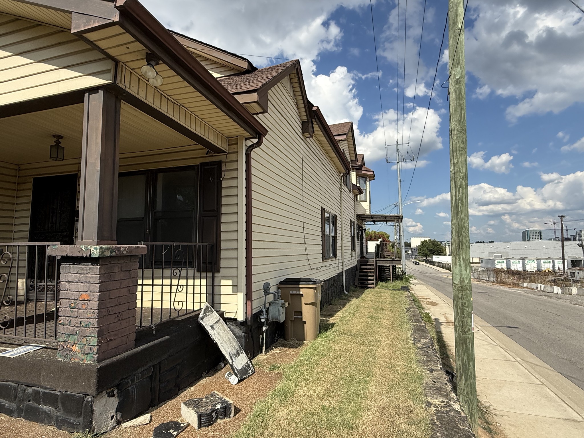 900 Morrison St