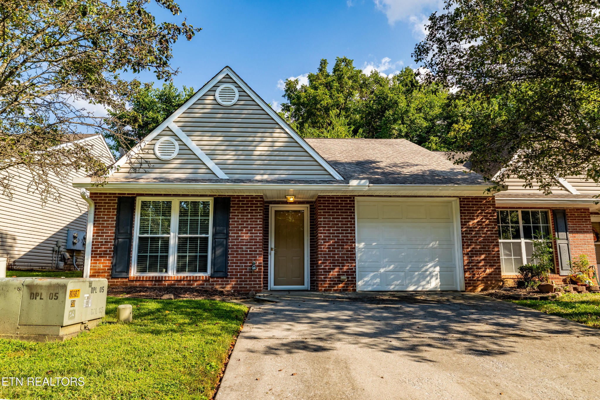 228 Dalton Place Way