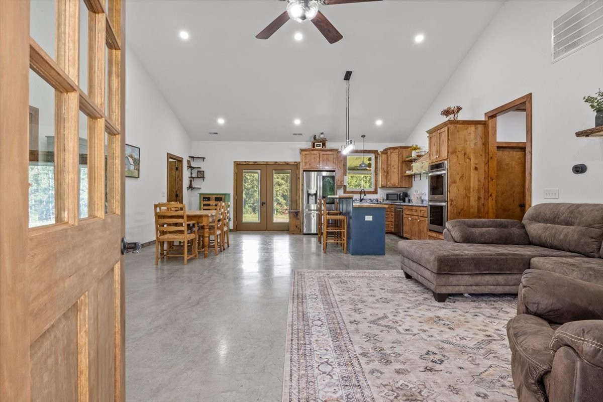129 Upper Alsup Rd