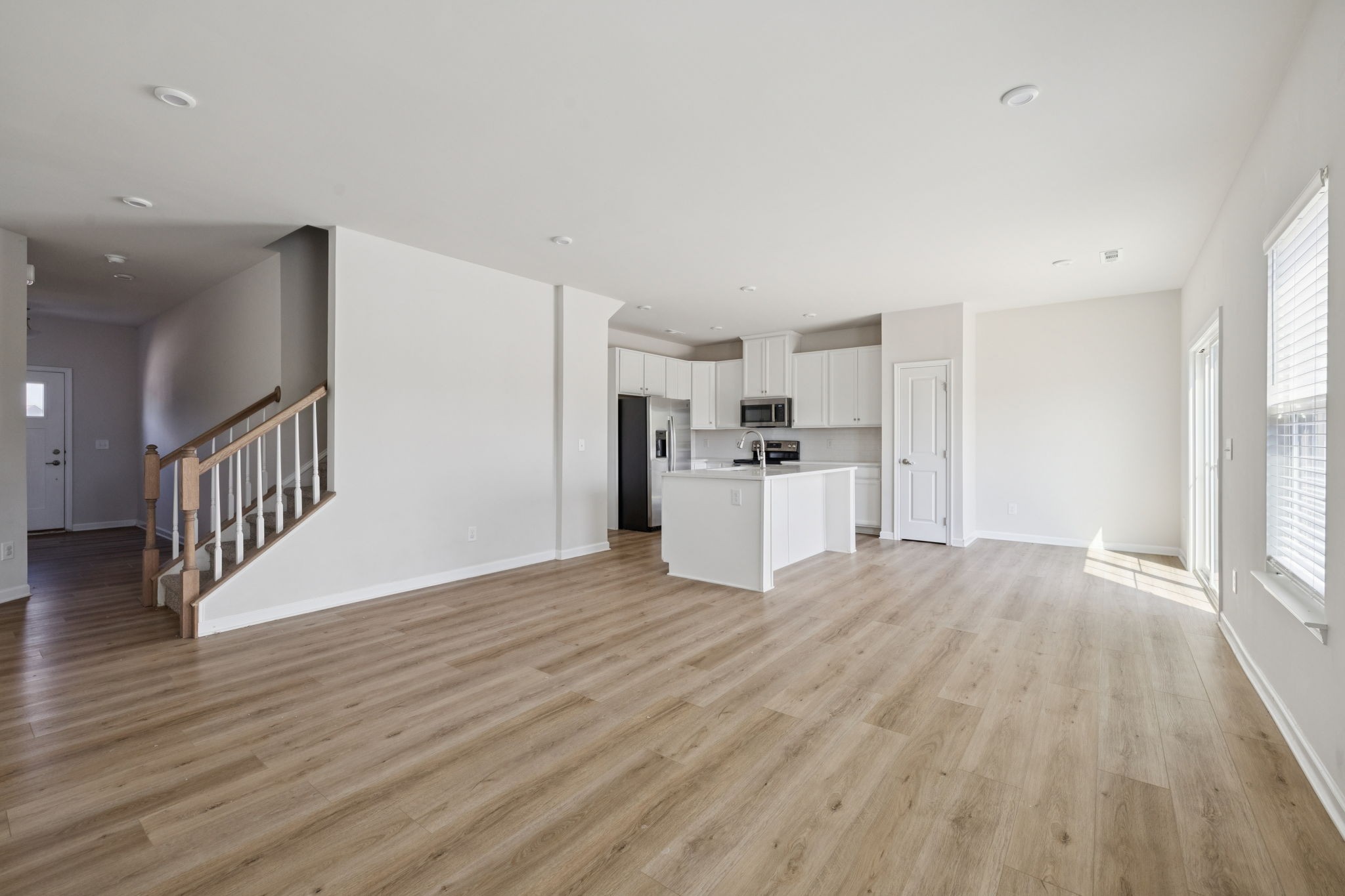 1322 Crescent Ridge Dr