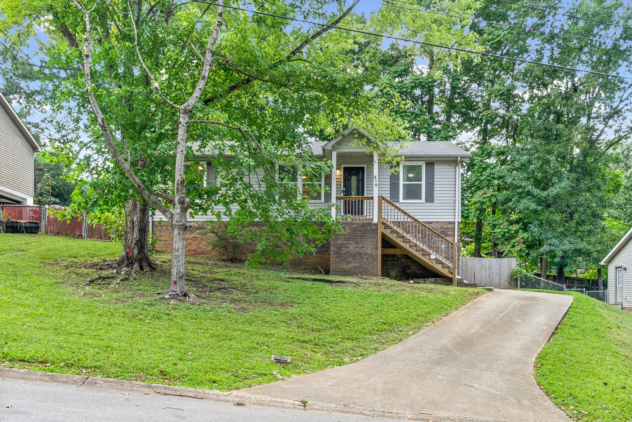 476 Ginkgo Dr