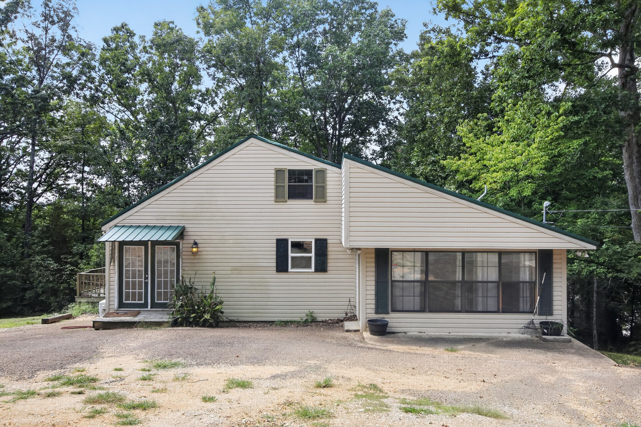 187 Sweetbrier Dr