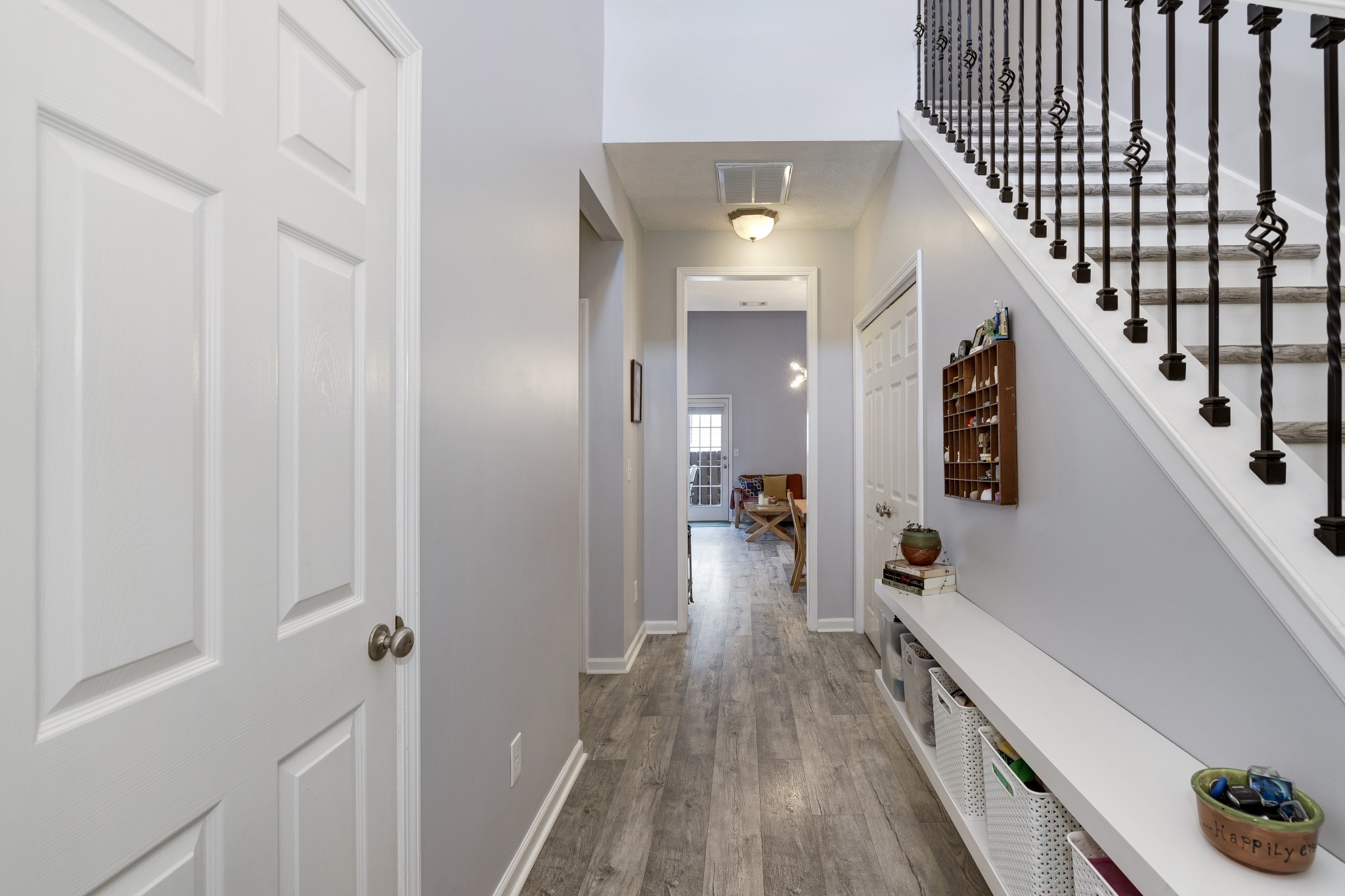 302 Villa Cir