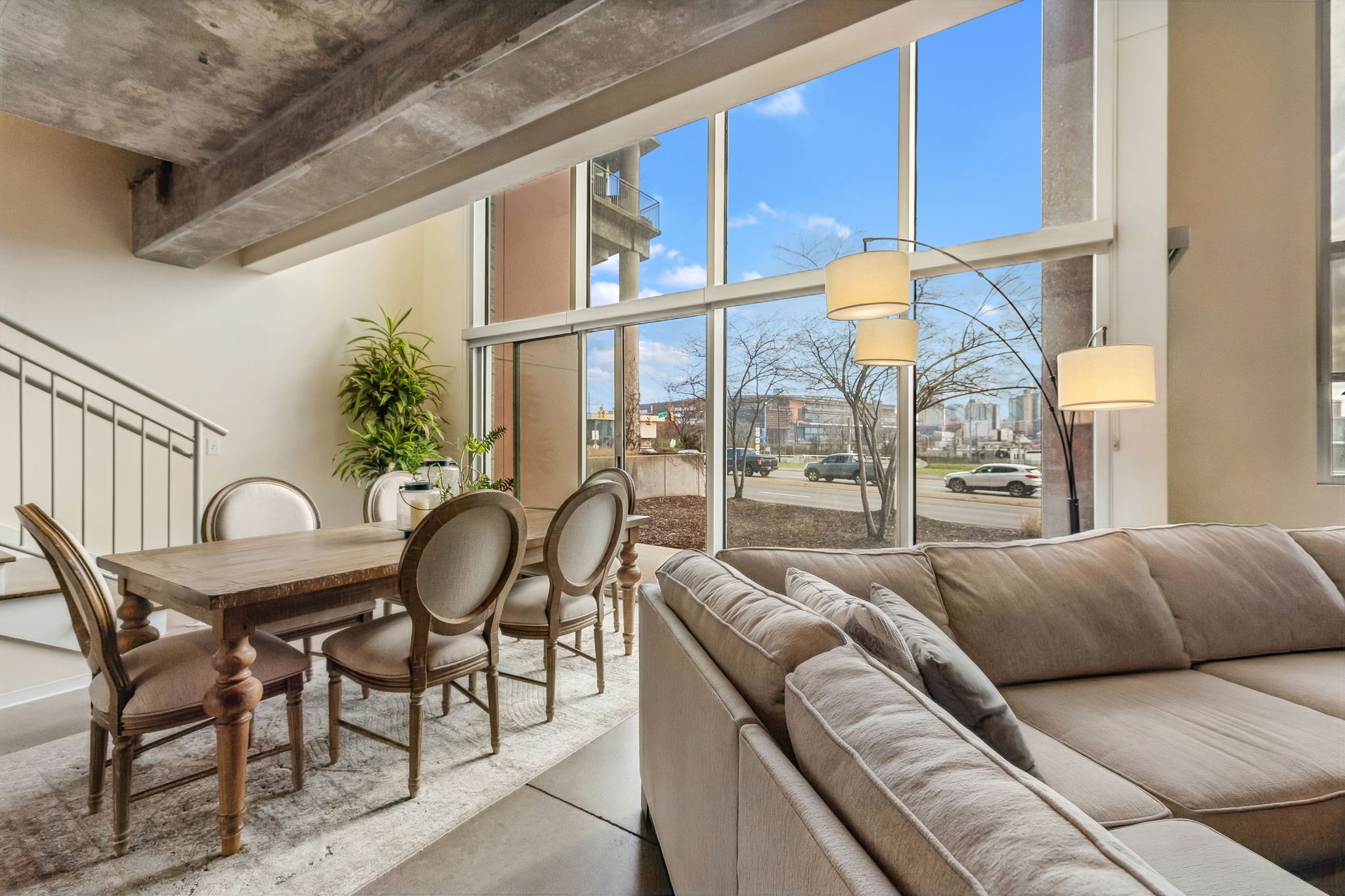 2115 Yeaman Pl