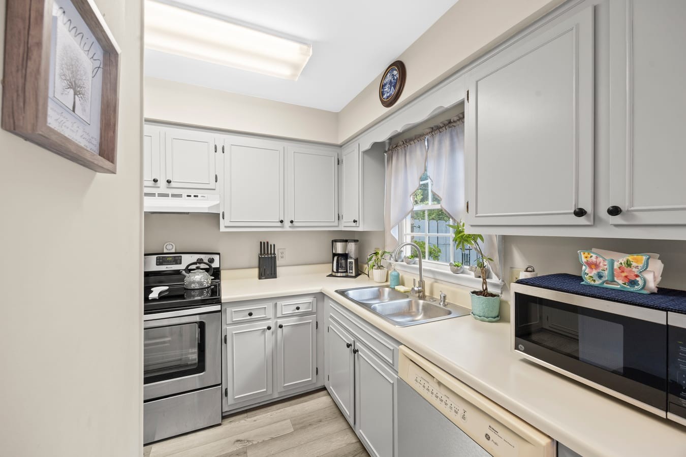 507 Hickory Villa Dr