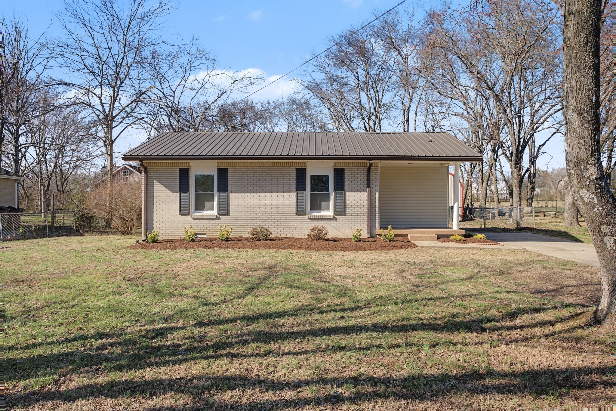 110 Green Meadow Dr