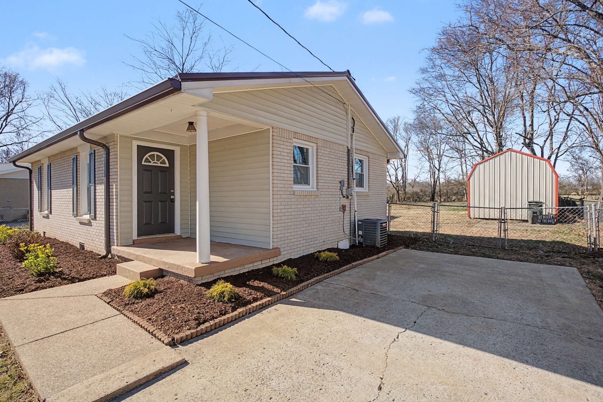 110 Green Meadow Dr