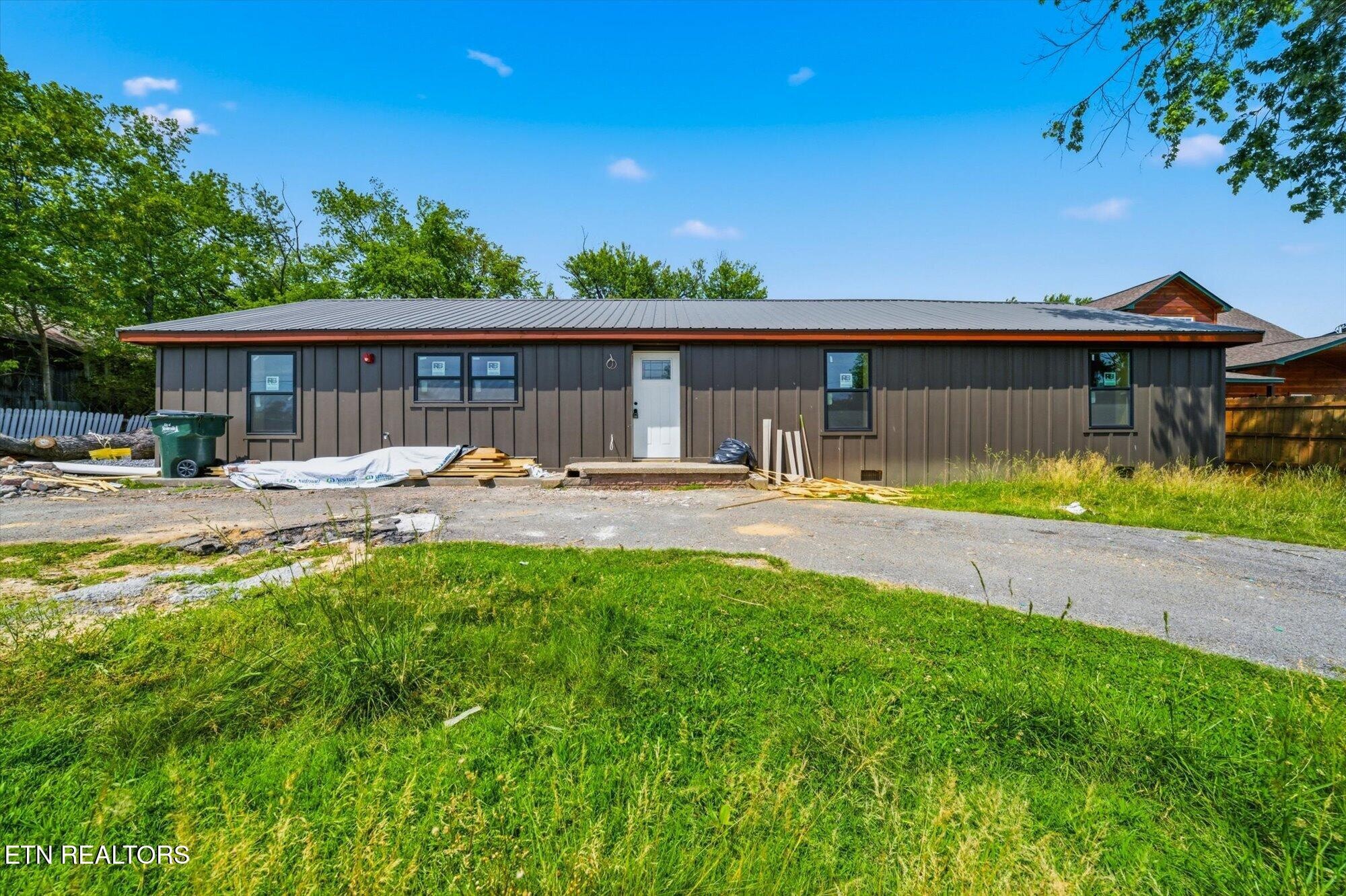 212 Caton Rd