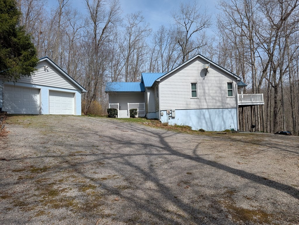 446 E Cove Rd