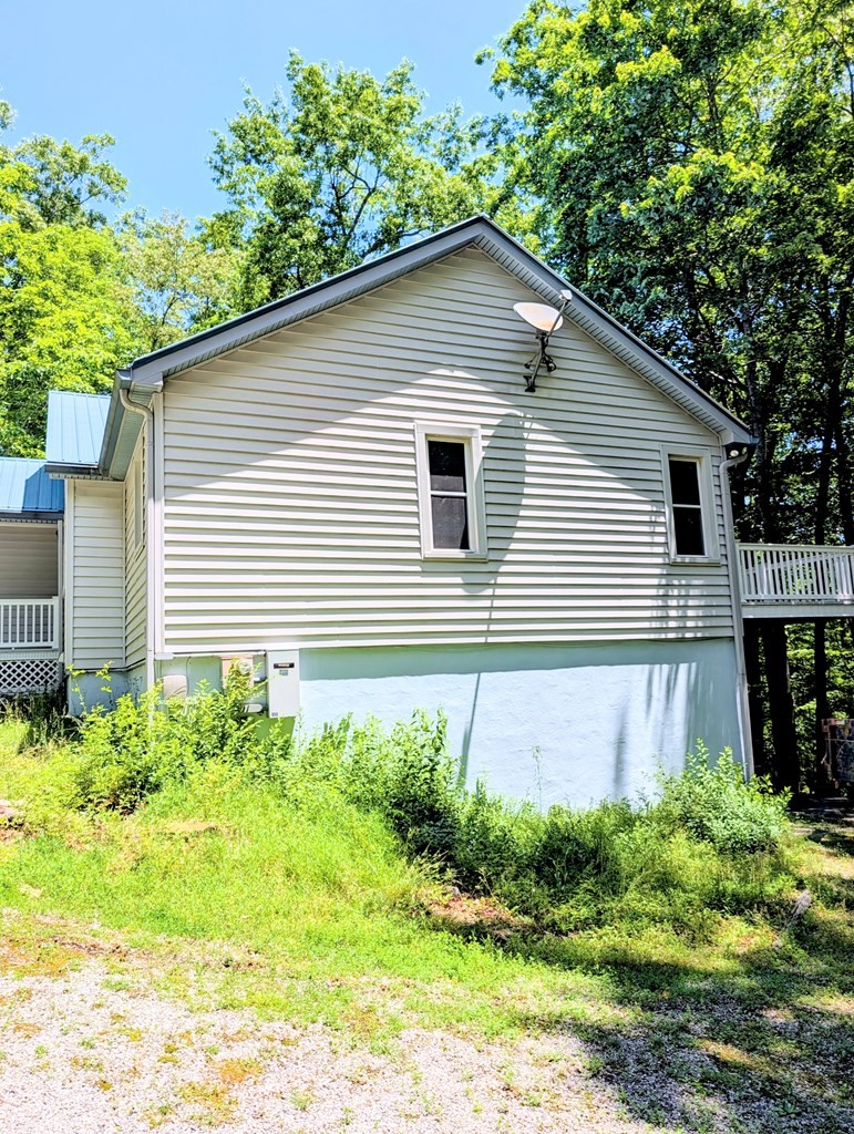 446 E Cove Rd
