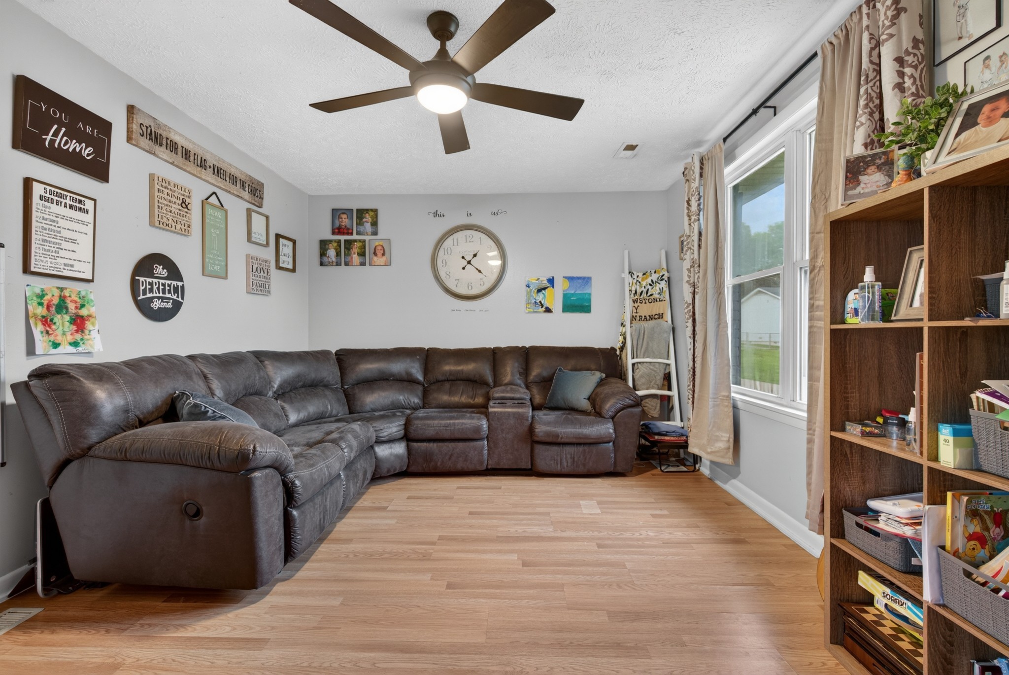 1593 Boxcroft Ct
