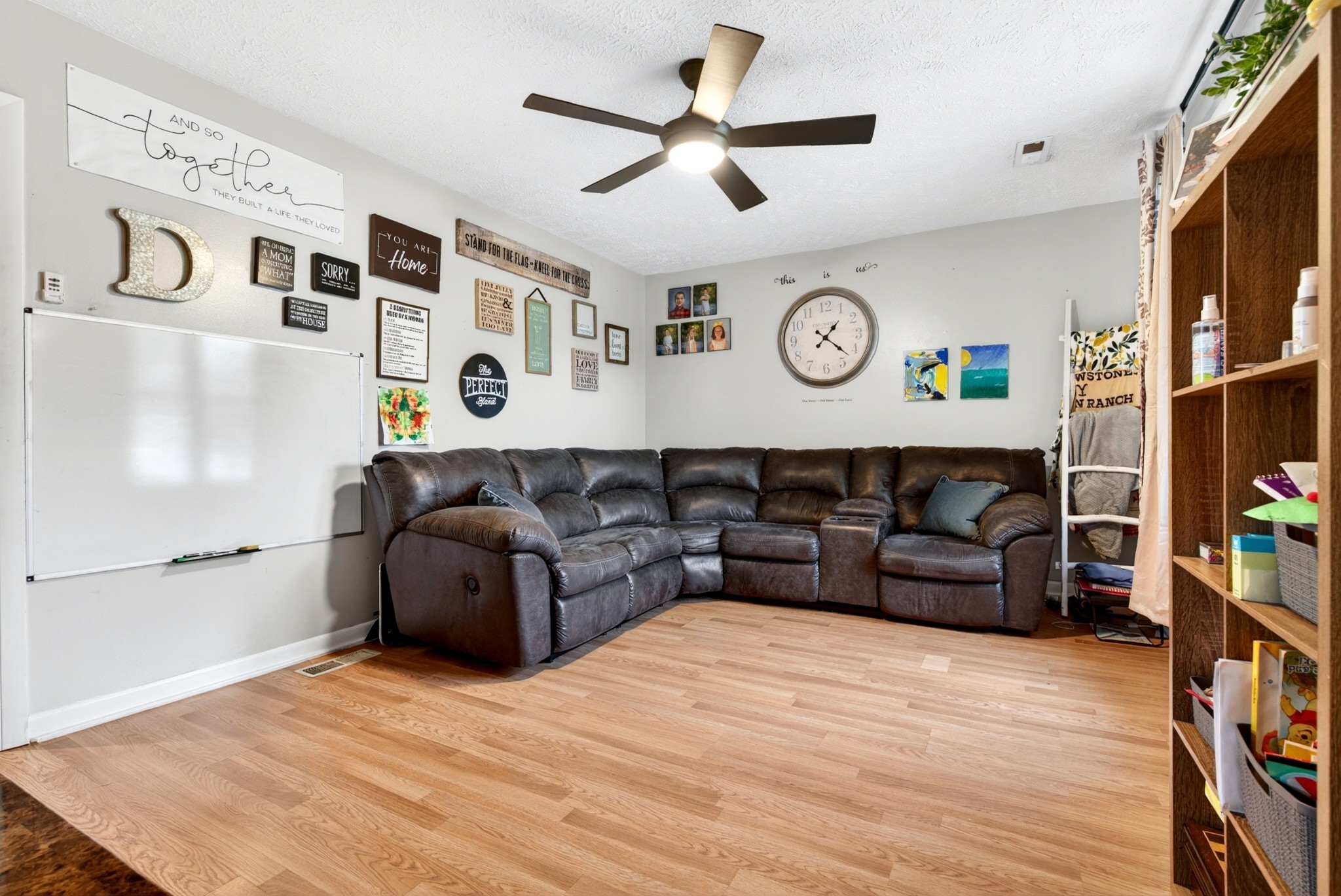 1593 Boxcroft Ct