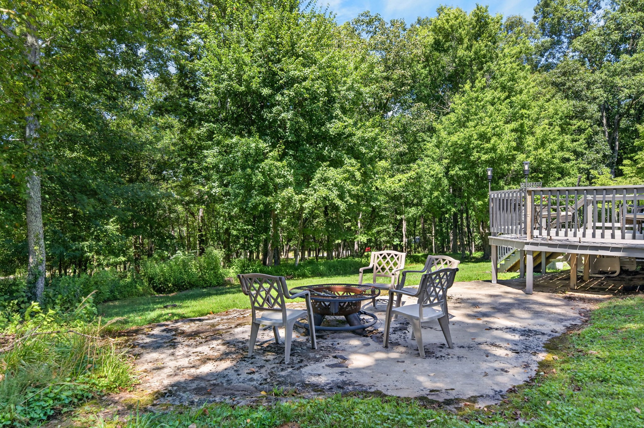 114 Morris Ln