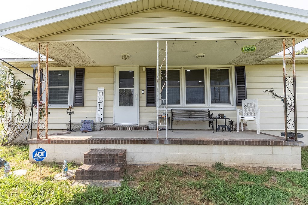 622 Vass Ln
