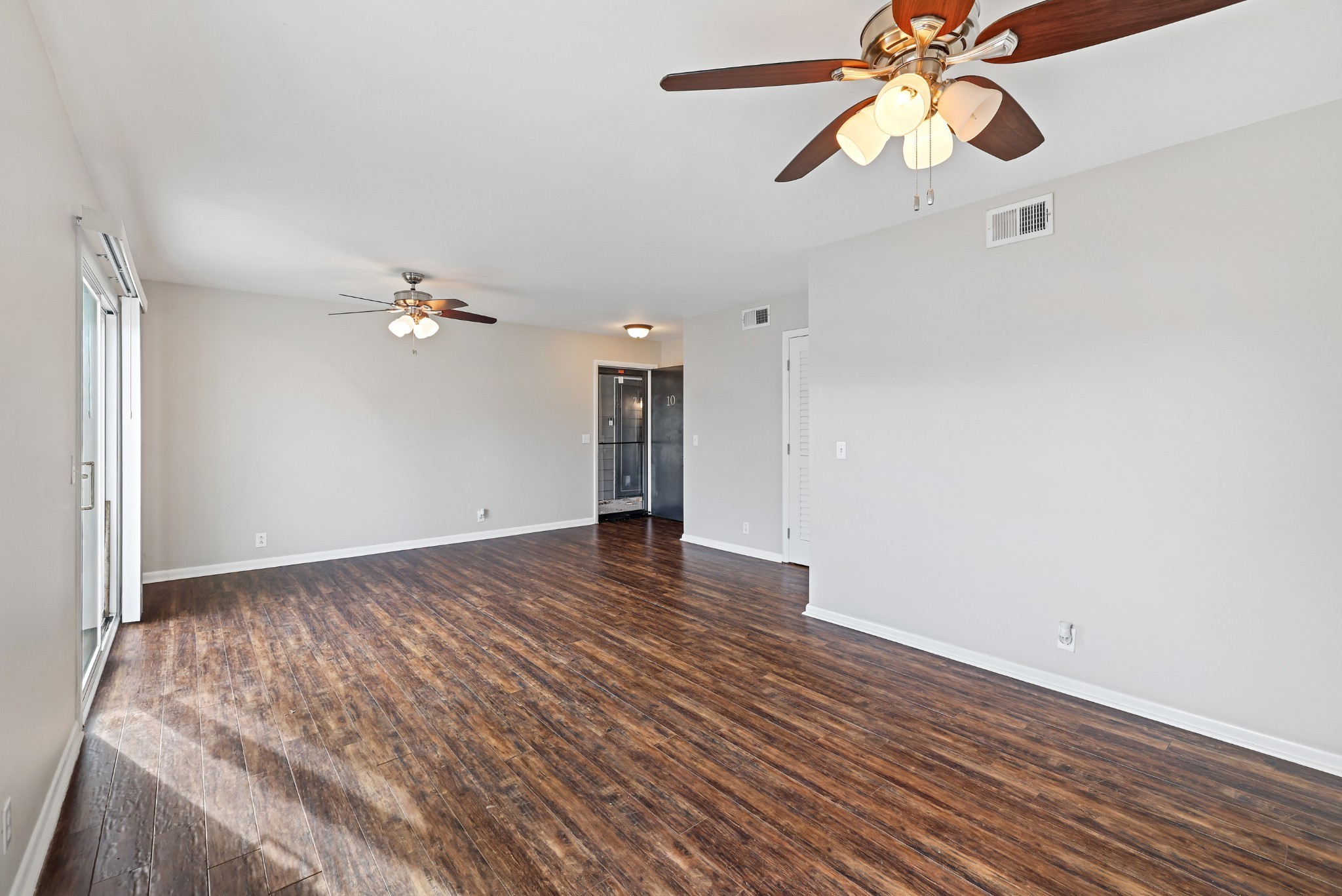 1900 Richard Jones Rd