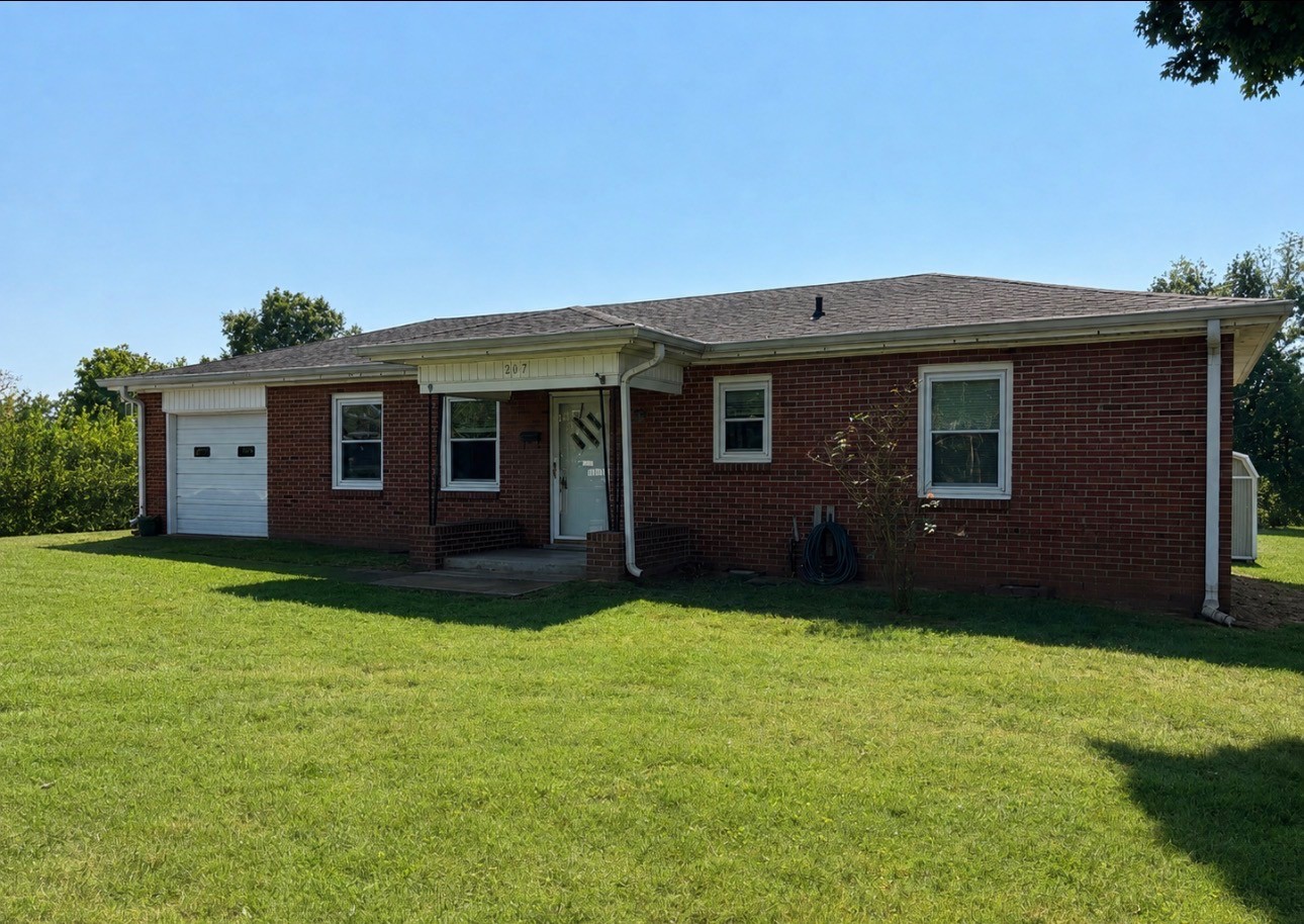 207 Gracy Ave