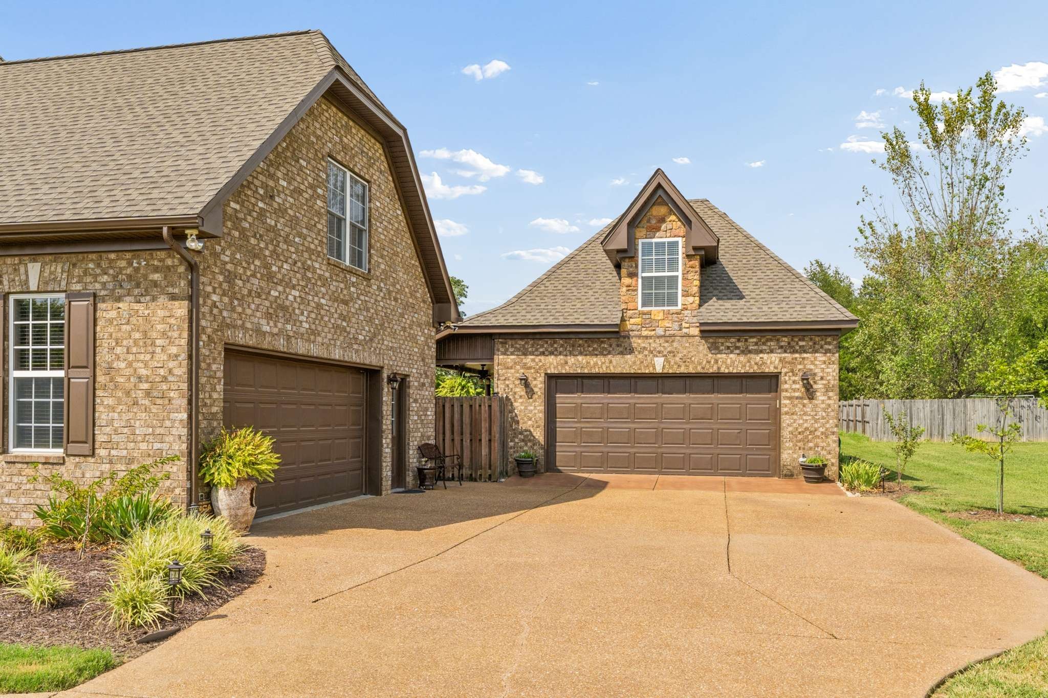 728 Furman Dr
