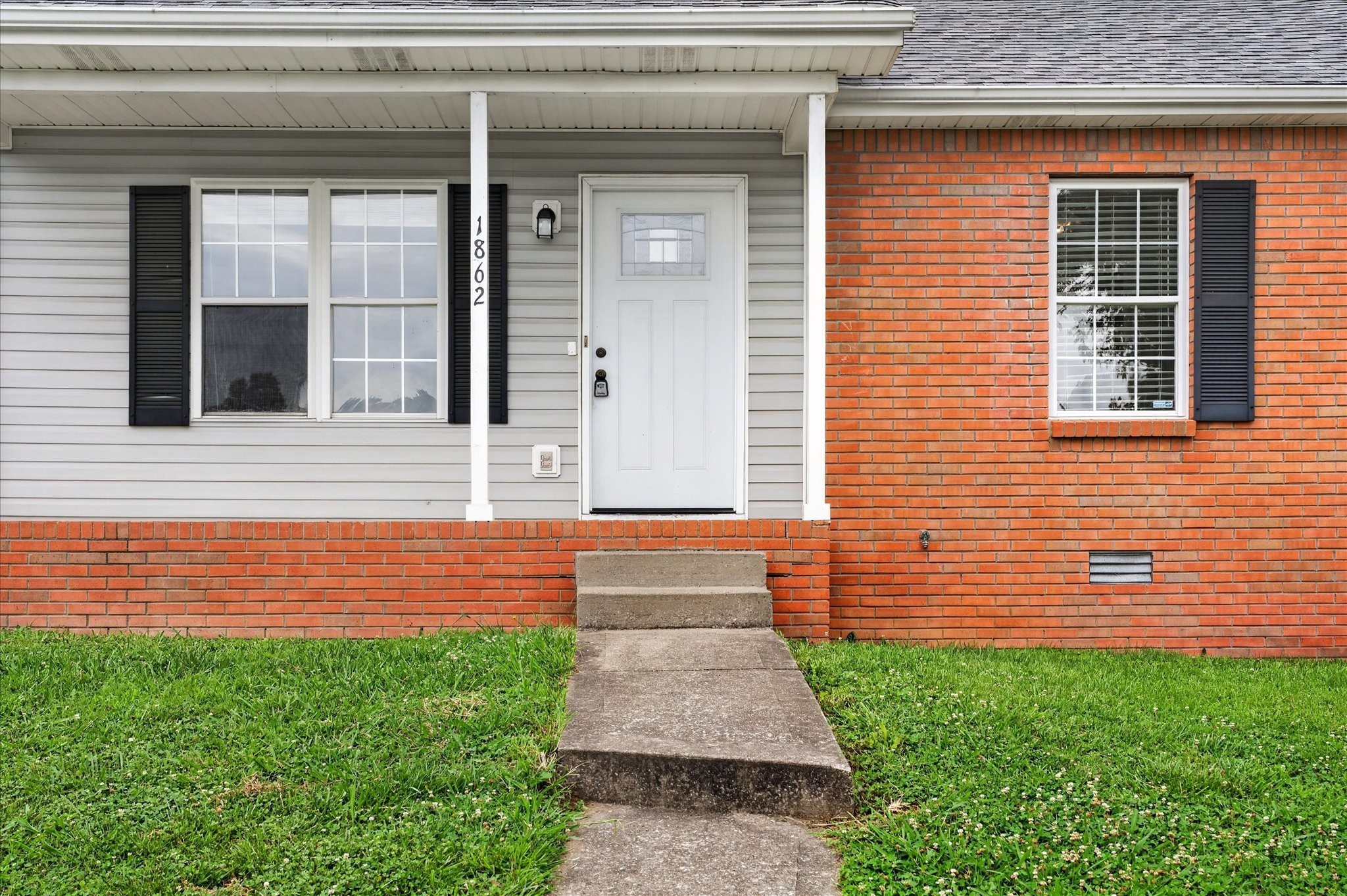 1862 Timberline Pl