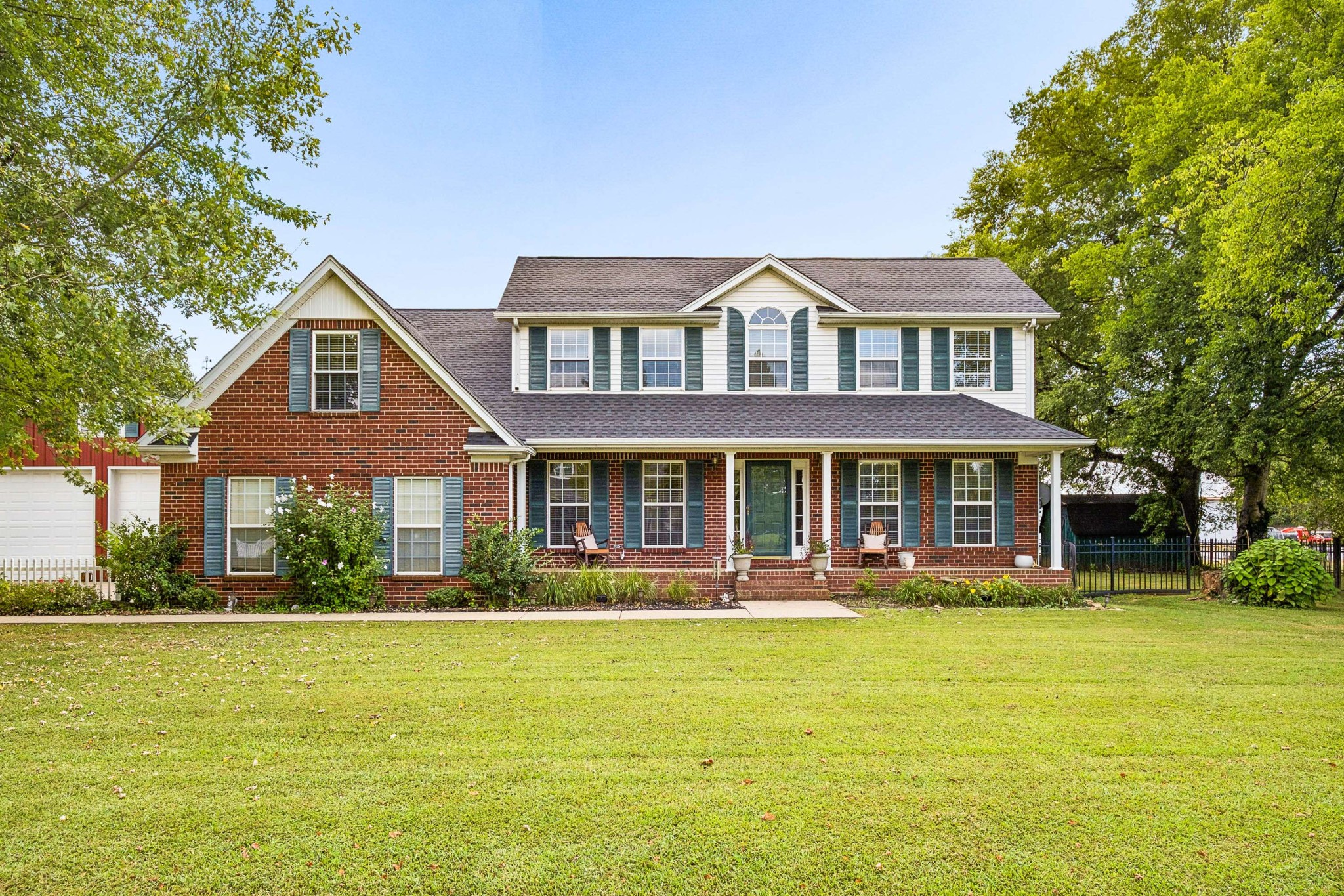110 Arkow Ln