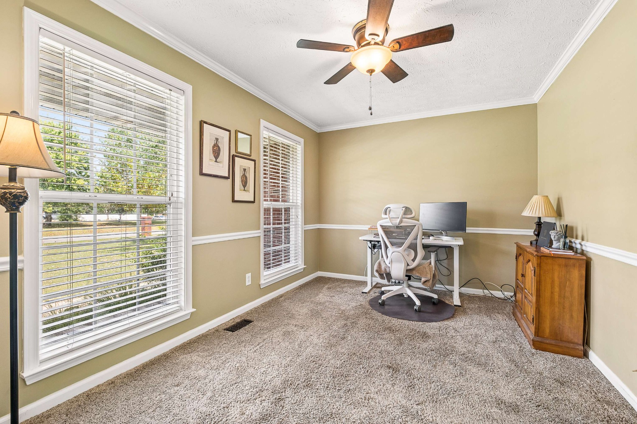 110 Arkow Ln