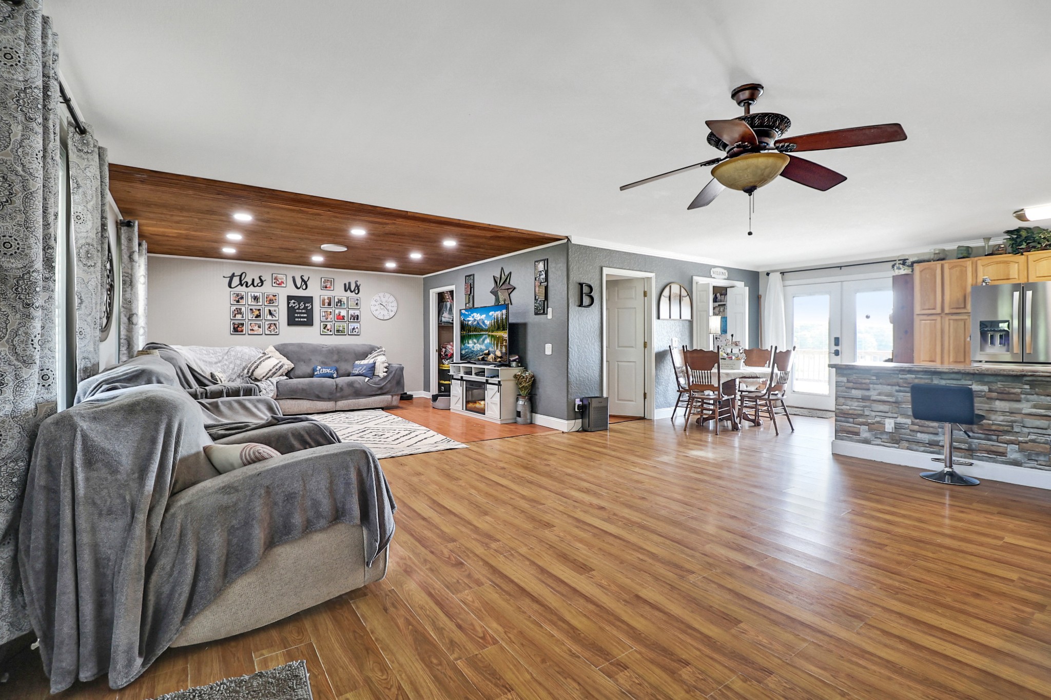 279 Smith Rd
