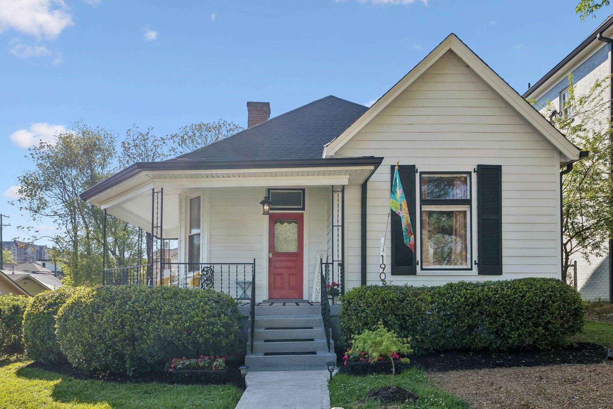 1903 Hillside Ave