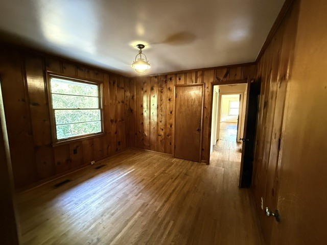4907 Salem Dr