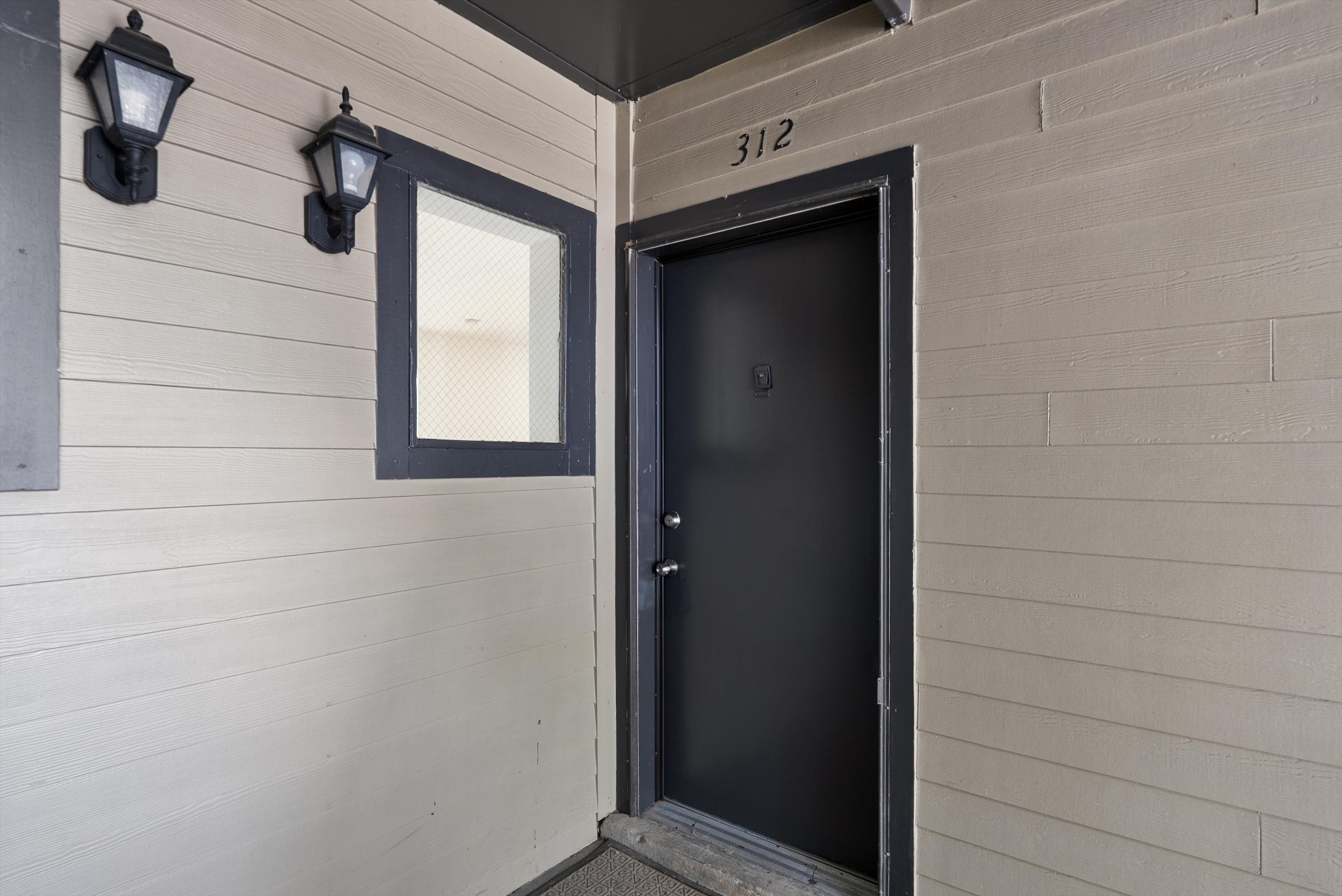 312 Summit Ridge Cir