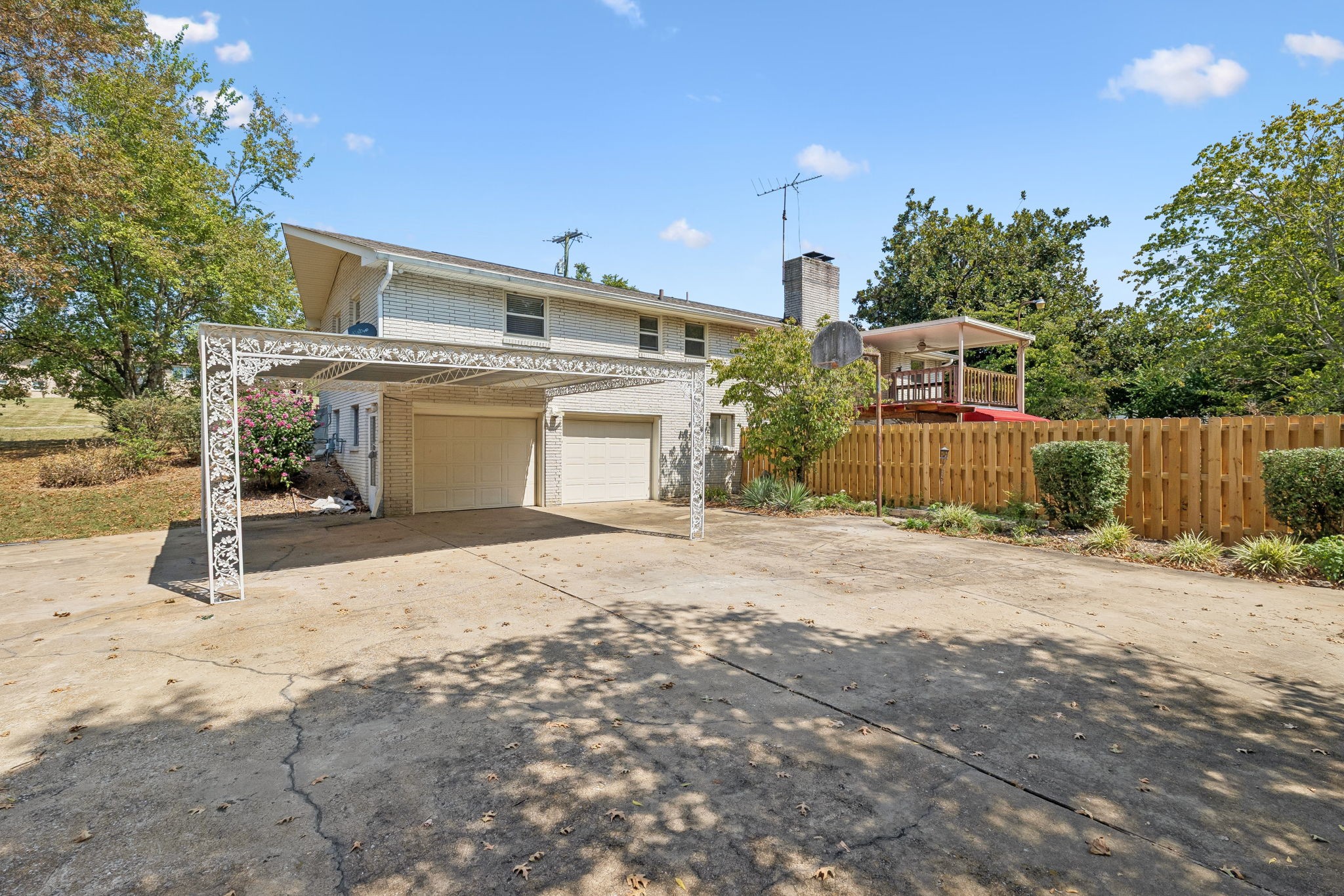 1225 Dalemere Dr