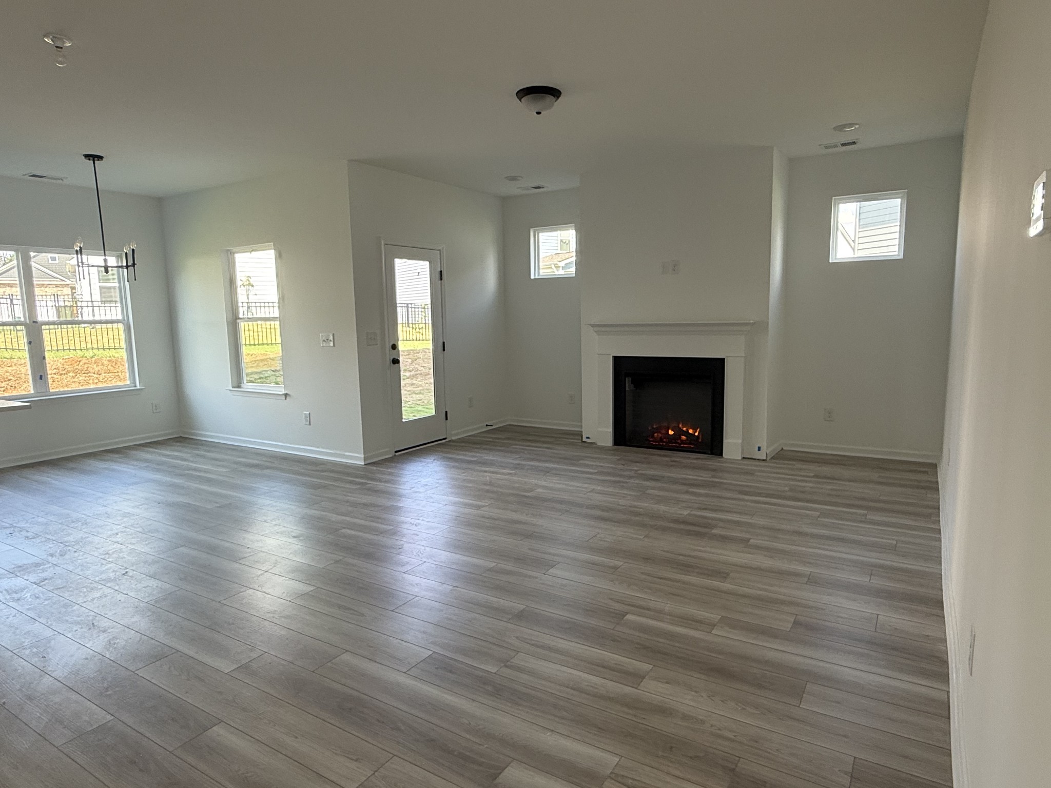 508 Coffee Ct