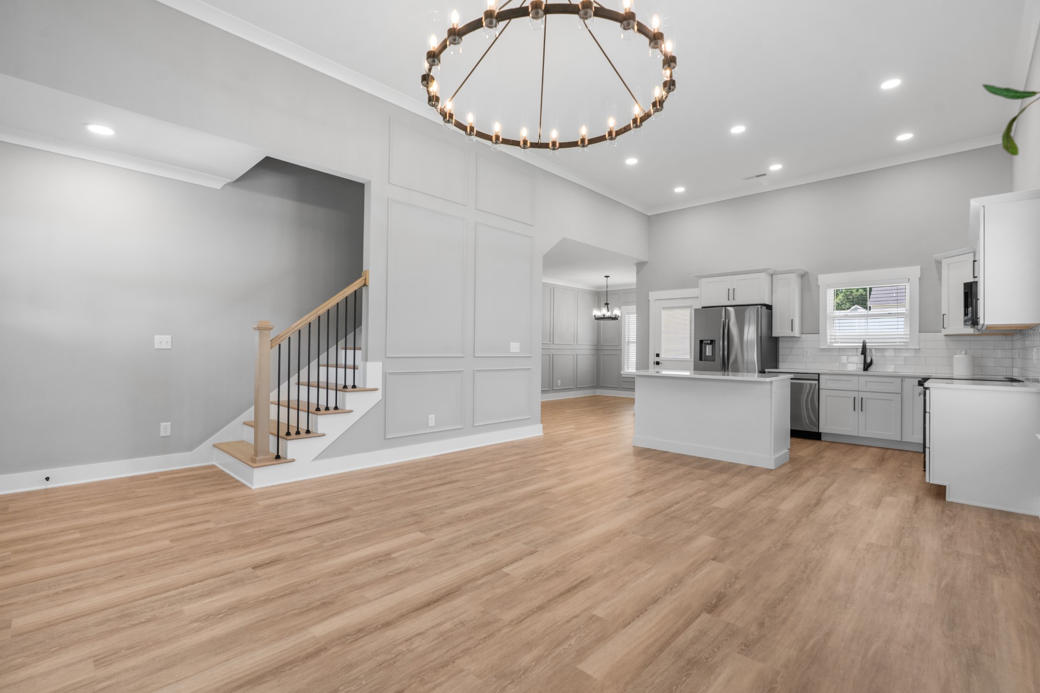 5121 Ella Ln, NE