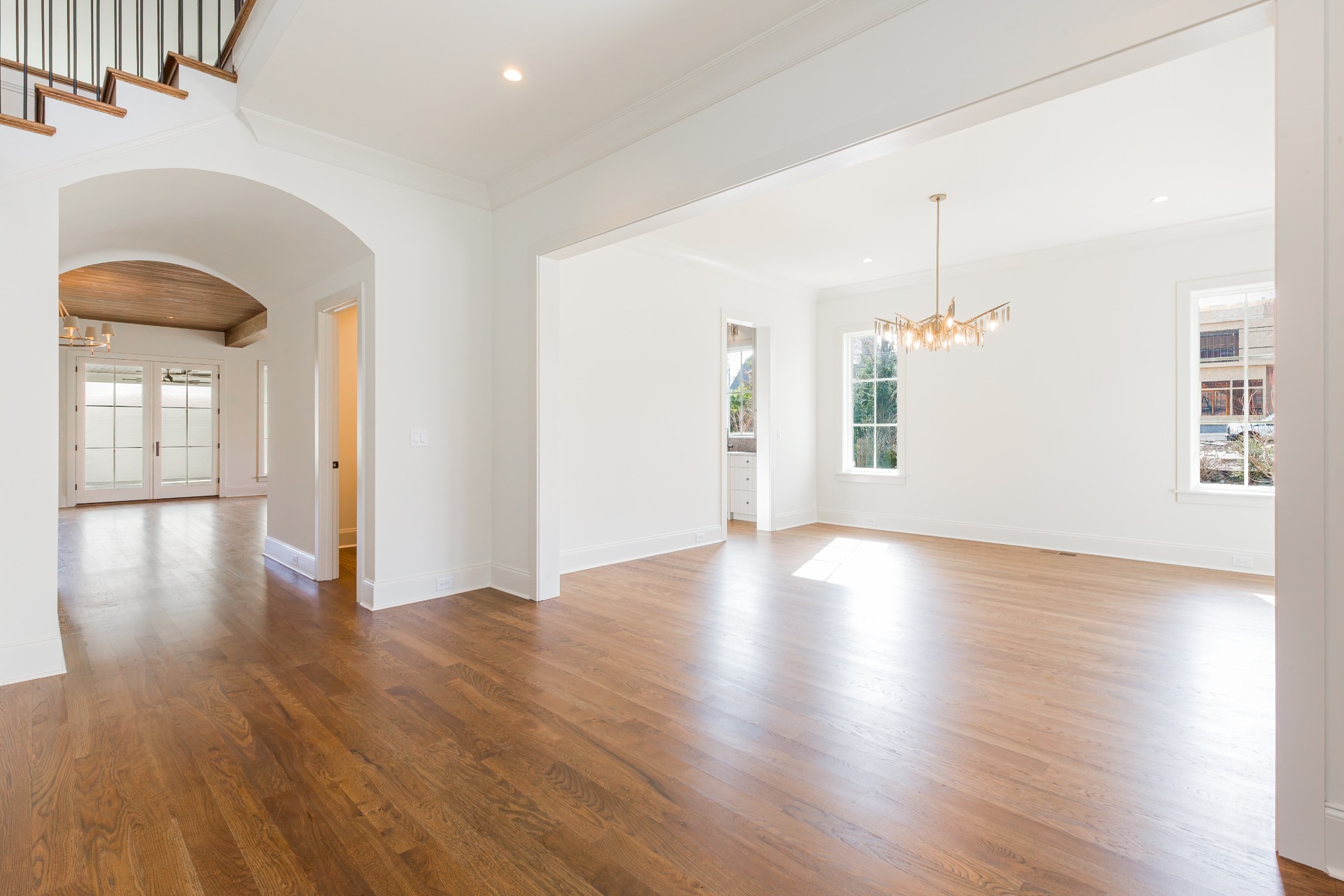 4118 Eden Ave
