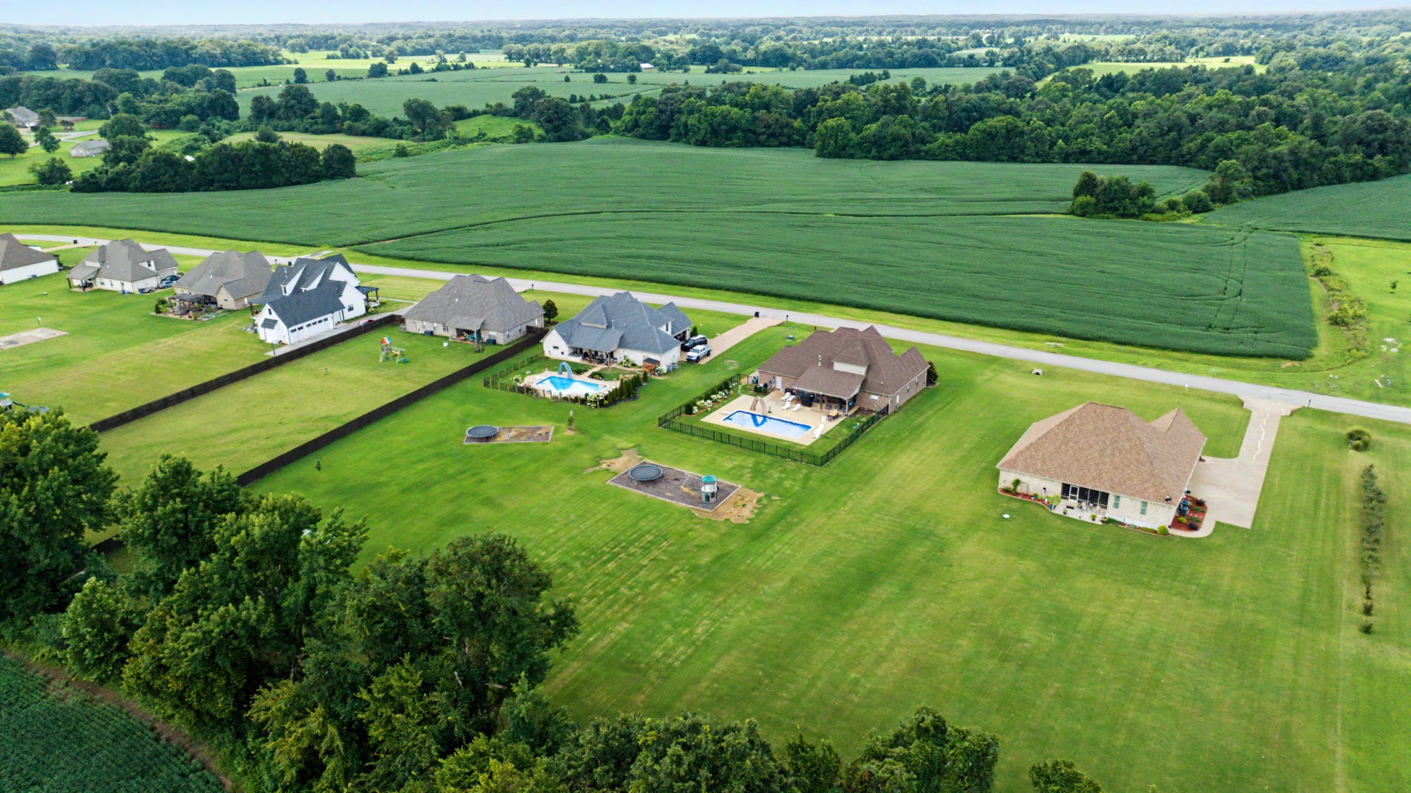 22 Hale Farm Rd