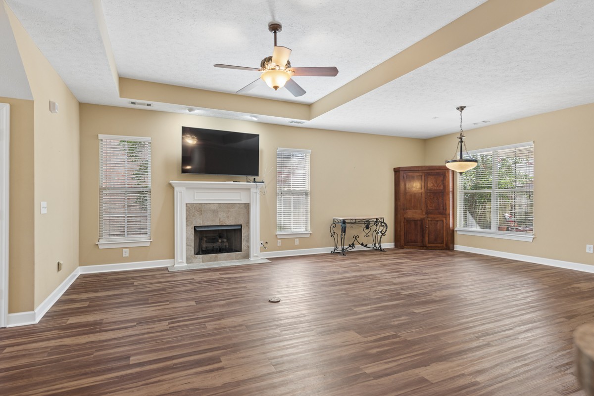 1122 Cavesson Cir