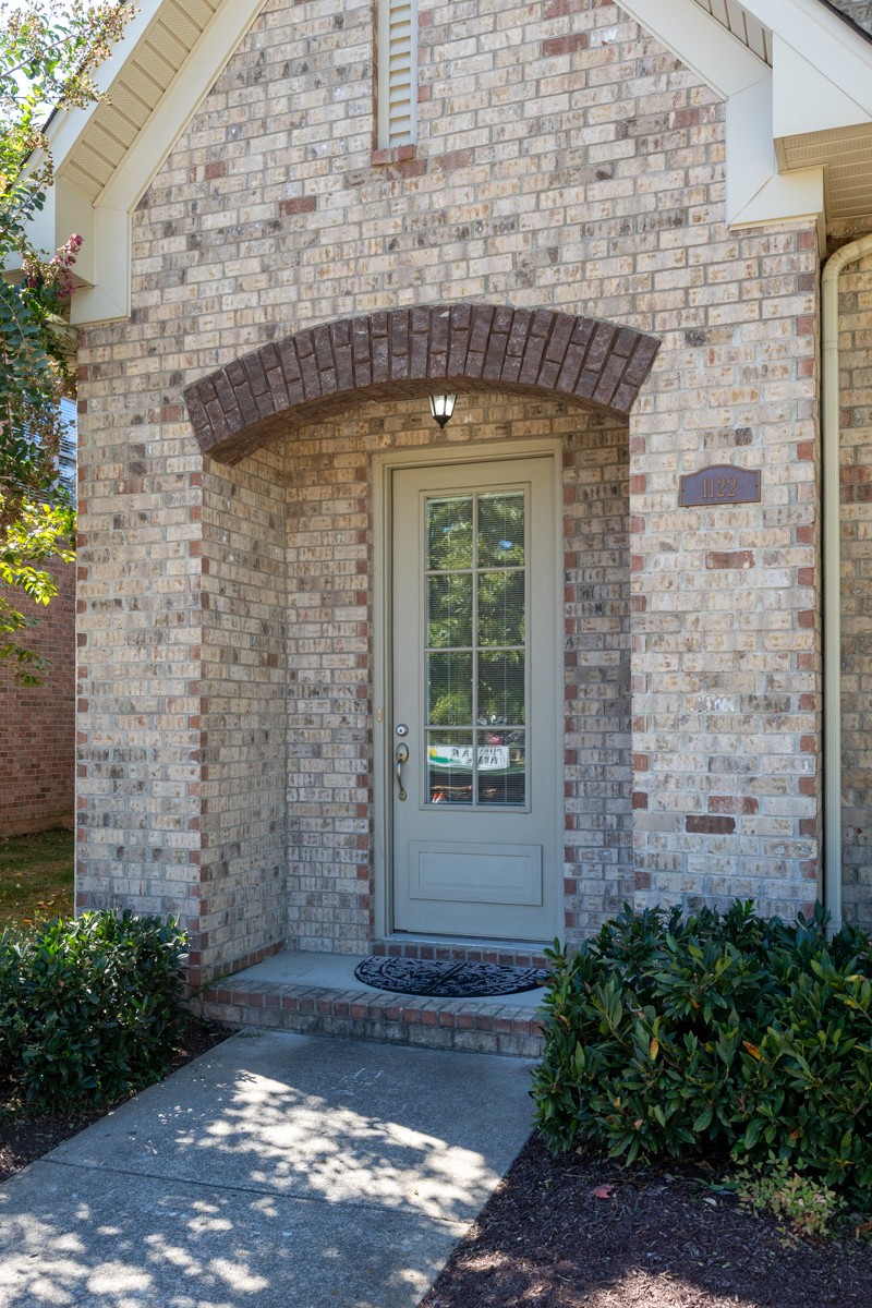 1122 Cavesson Cir