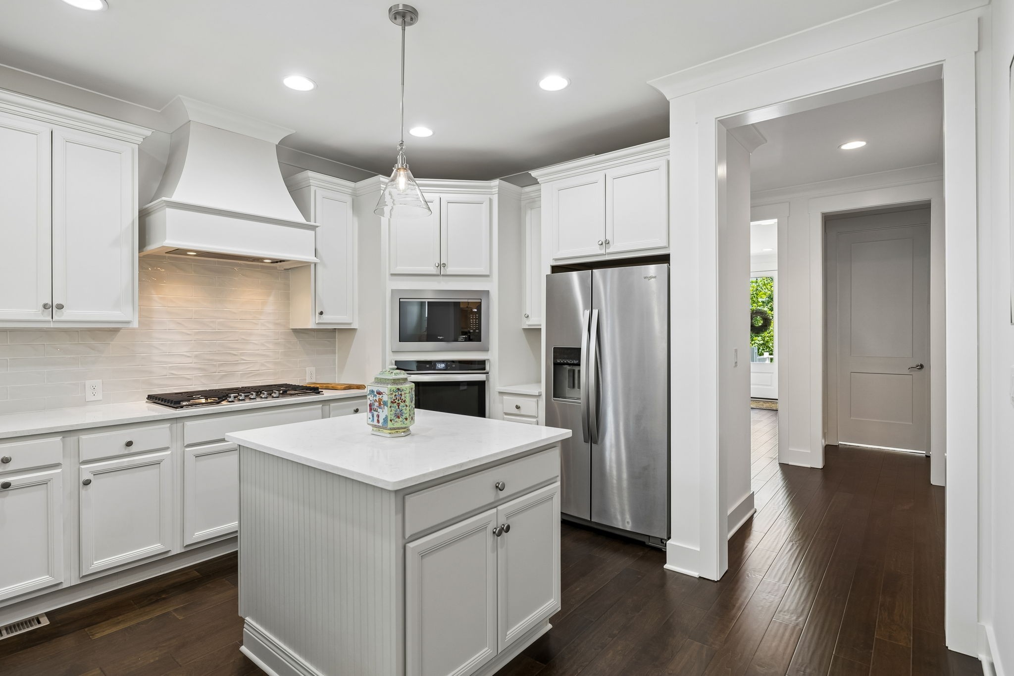 201 Moray Ct