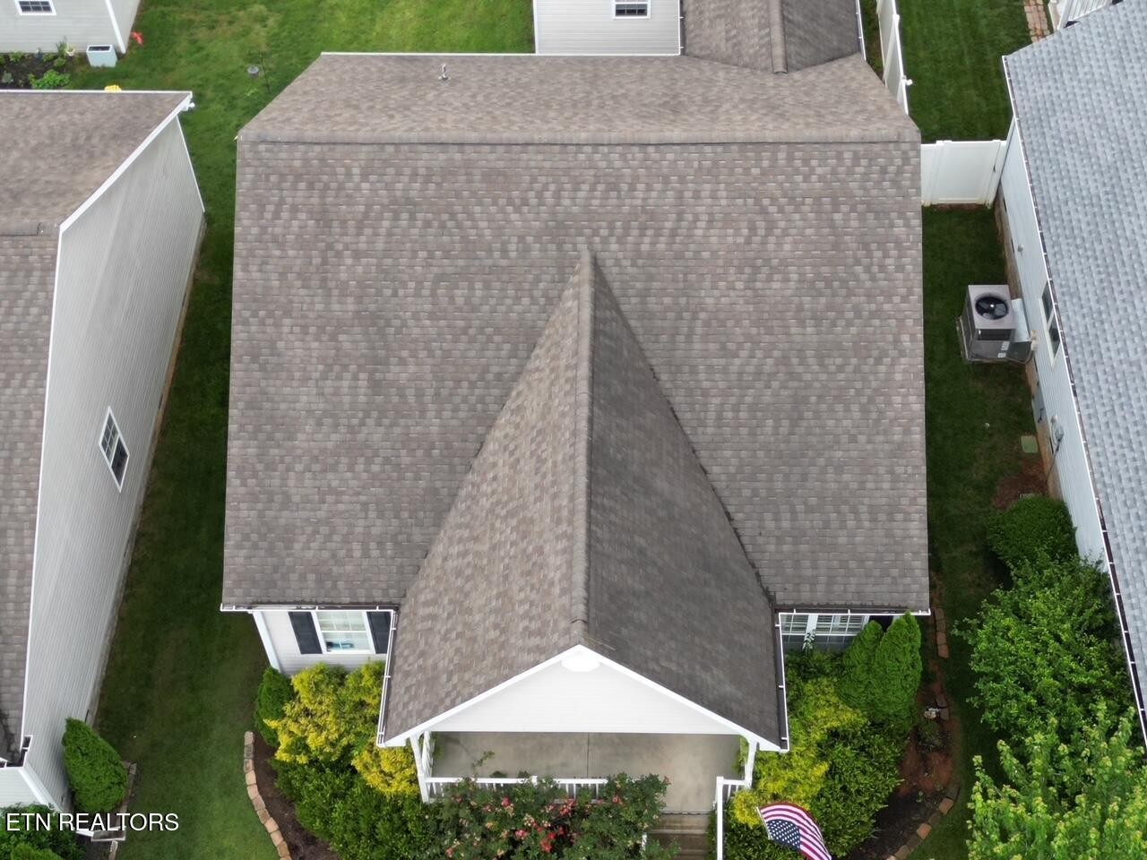 1011 Wentford Ave