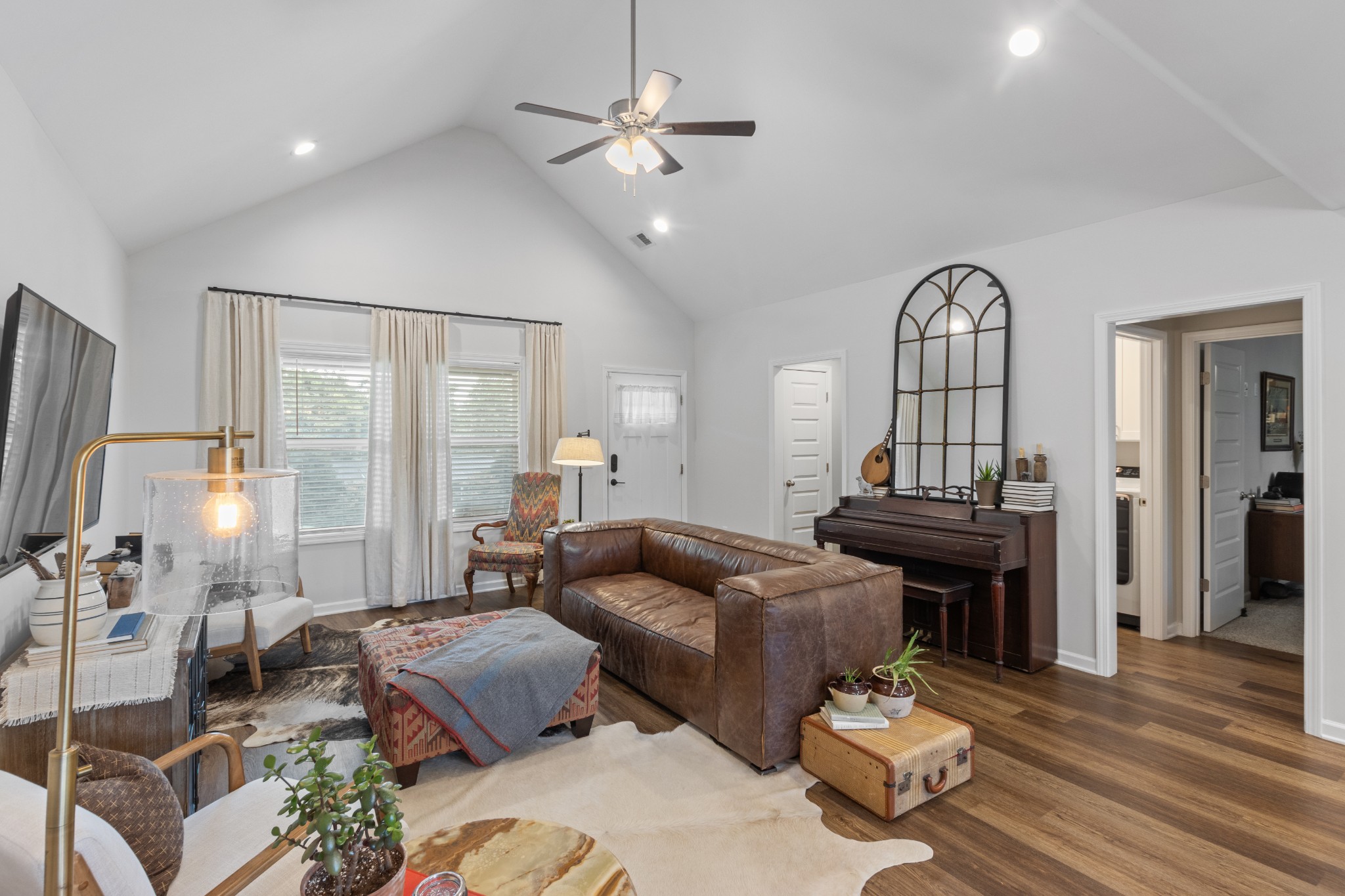 2243 Lambert Dr